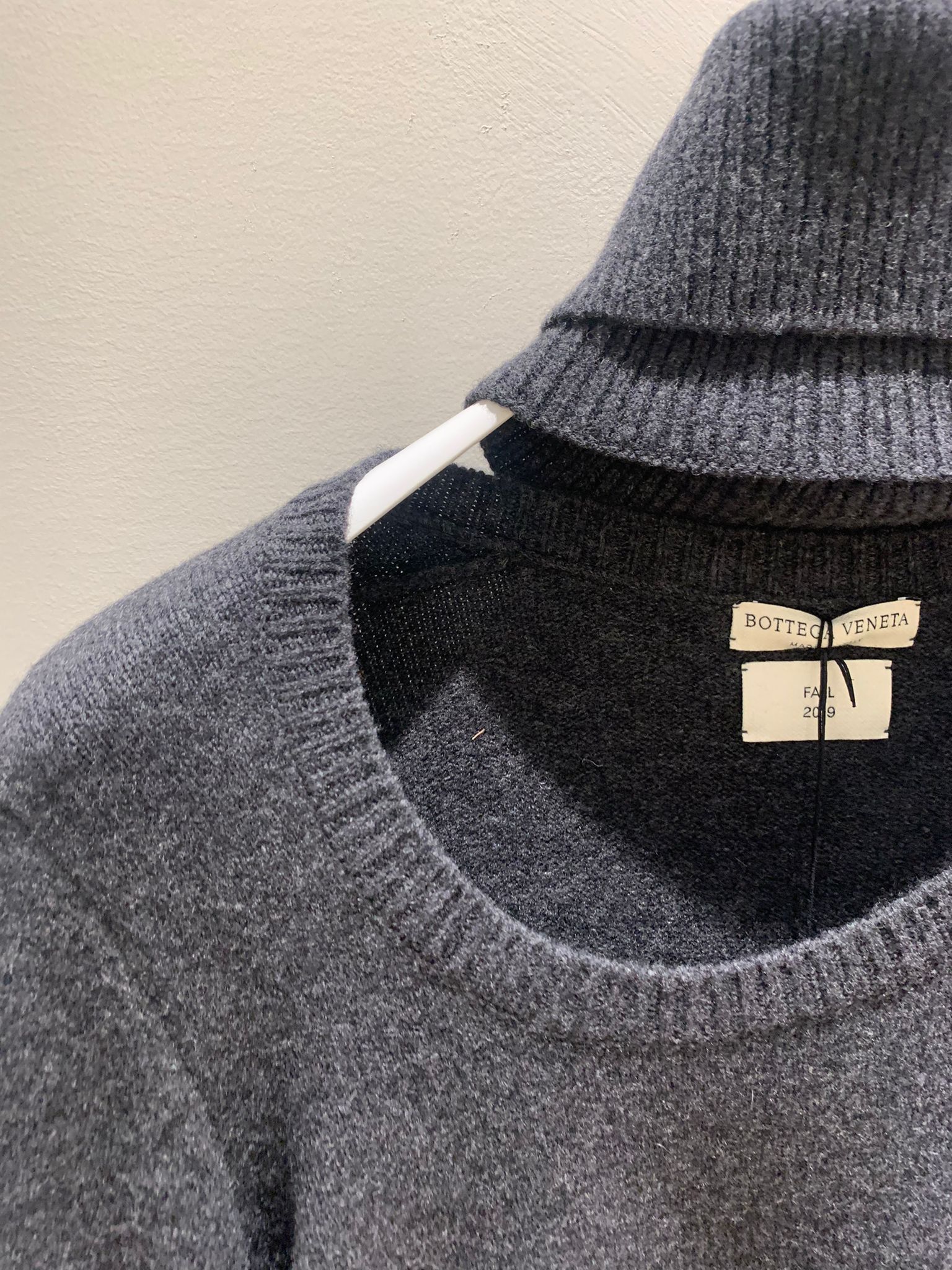 Bottega Veneta o1rshd1 Pullover Washed Cashmere Wool in Dark Grey Size US M / EU 48-50 / 2 - 5 Thumbnail