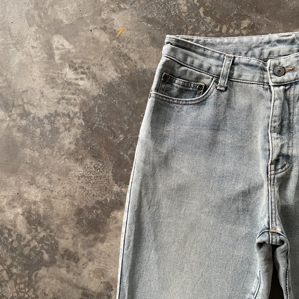 Japanese Brand × Vintage Japanese Vintage Faded Light Wash Denim Jeans Pants W28x28.5 Size US 28 / EU 44 - 3 Thumbnail