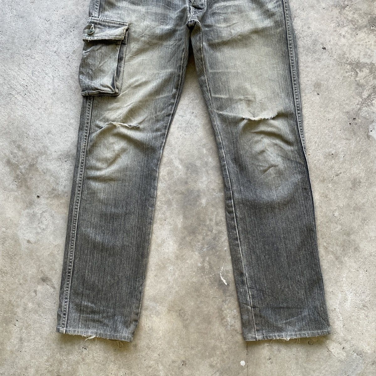 Japanese Brand × Jean × Vintage W29x29💥 Vintage John Bull Distressed Faded Cargo Denim Pants Size US 29 - 6 Thumbnail