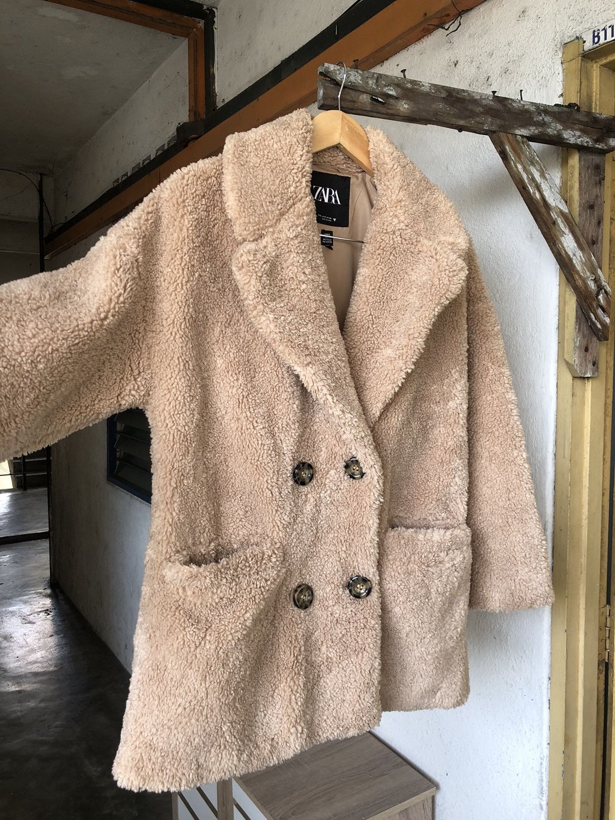 Zara Nice❗️Zara Deep Pile Fleece Winter Jackets Size M / US 6-8 / IT 42-44 - 11 Thumbnail