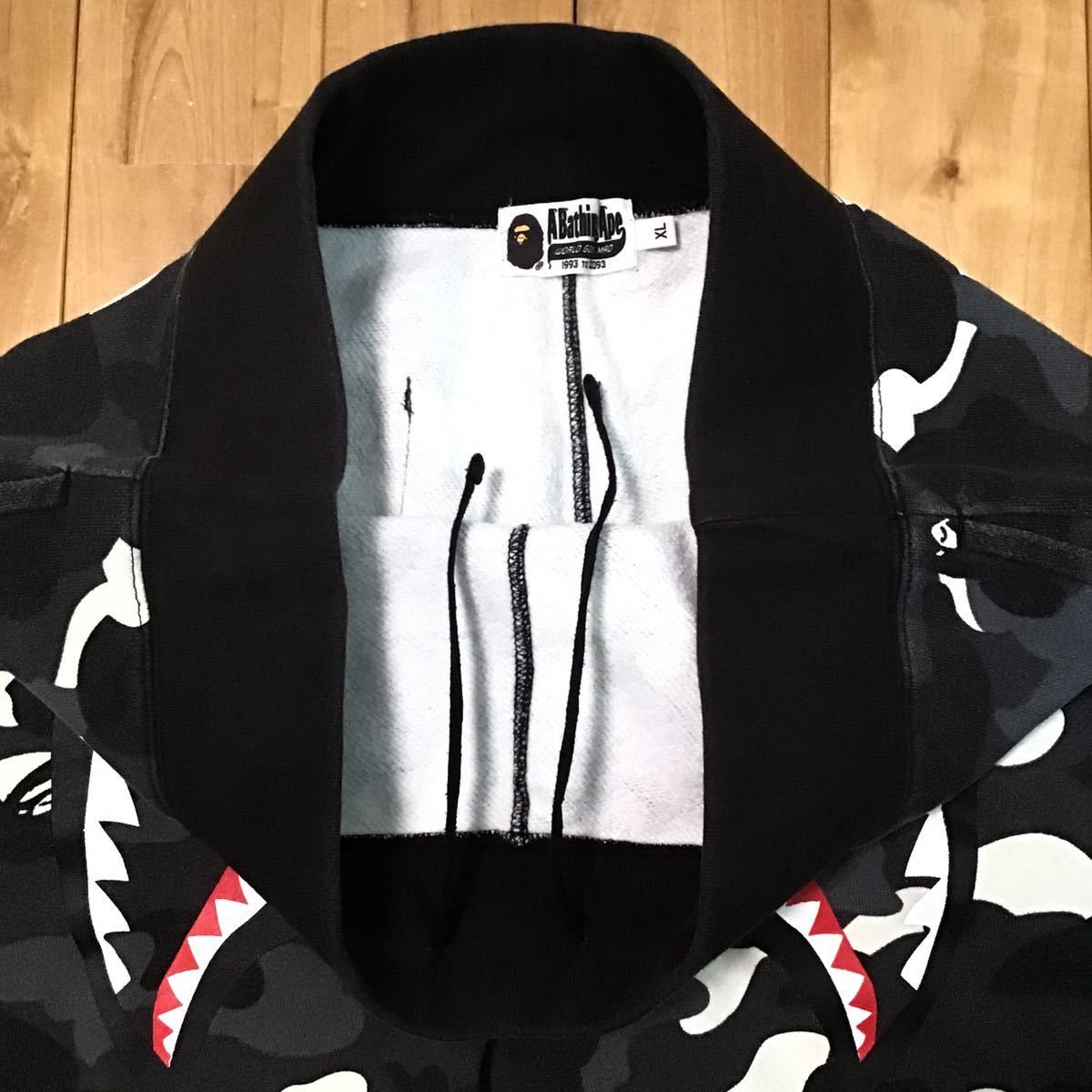 Bape 💫glow in the dark city ​​camo Shark sweat shorts ★size XL Size US 36 / EU 52 - 5 Thumbnail