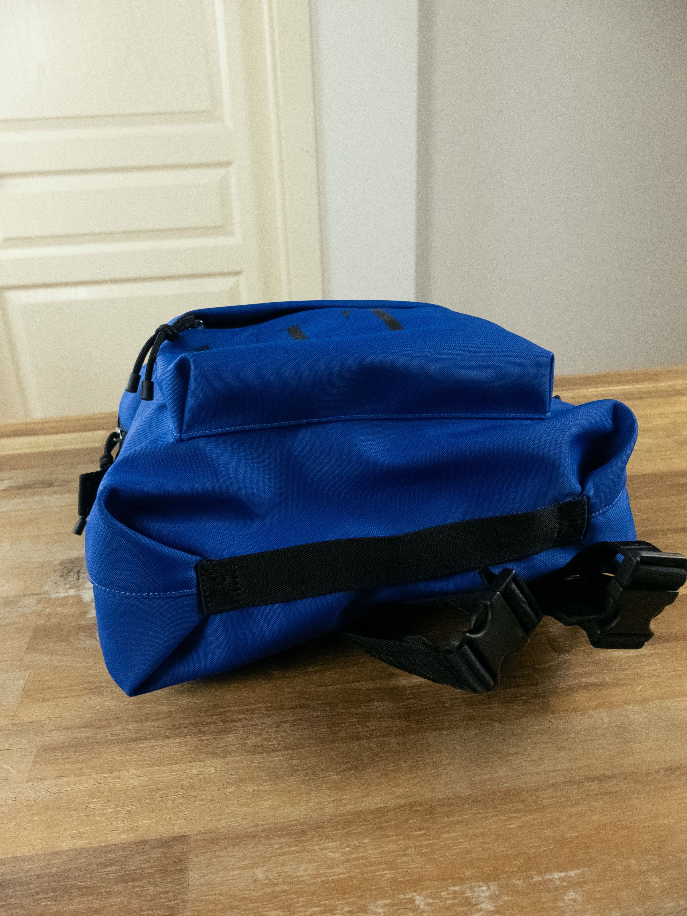Valentino VALENTINO VLTN Times print blue nylon backpack bag rucksack Size ONE SIZE - 8 Thumbnail