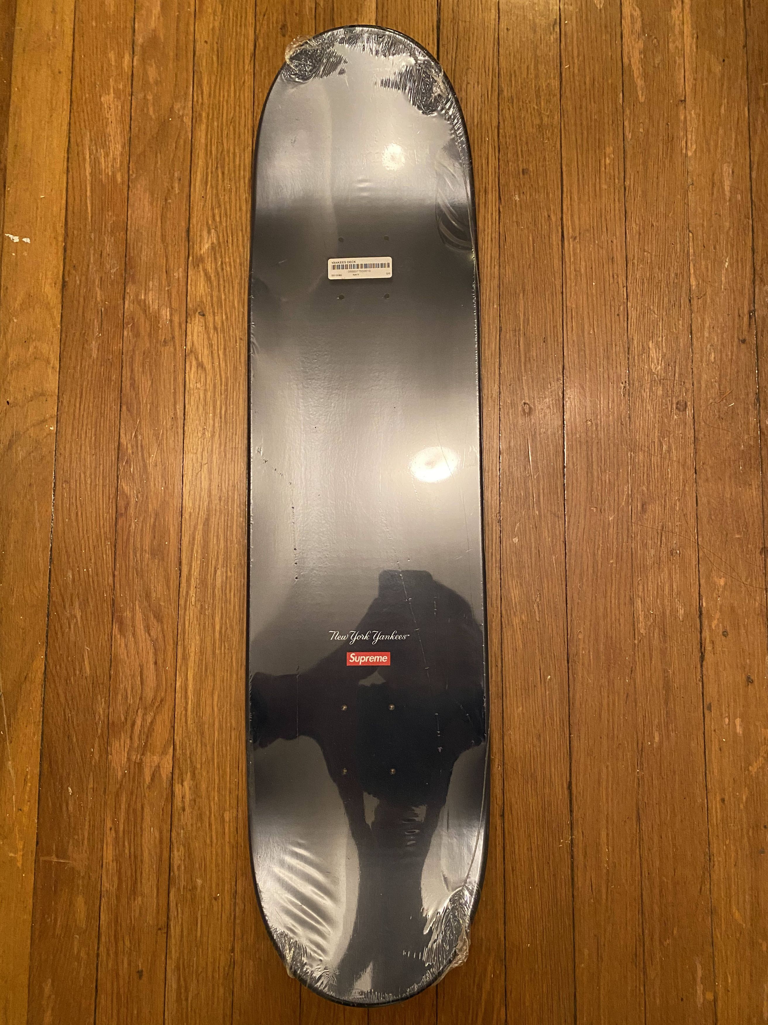 Supreme x New York Yankees Skateboard Deck