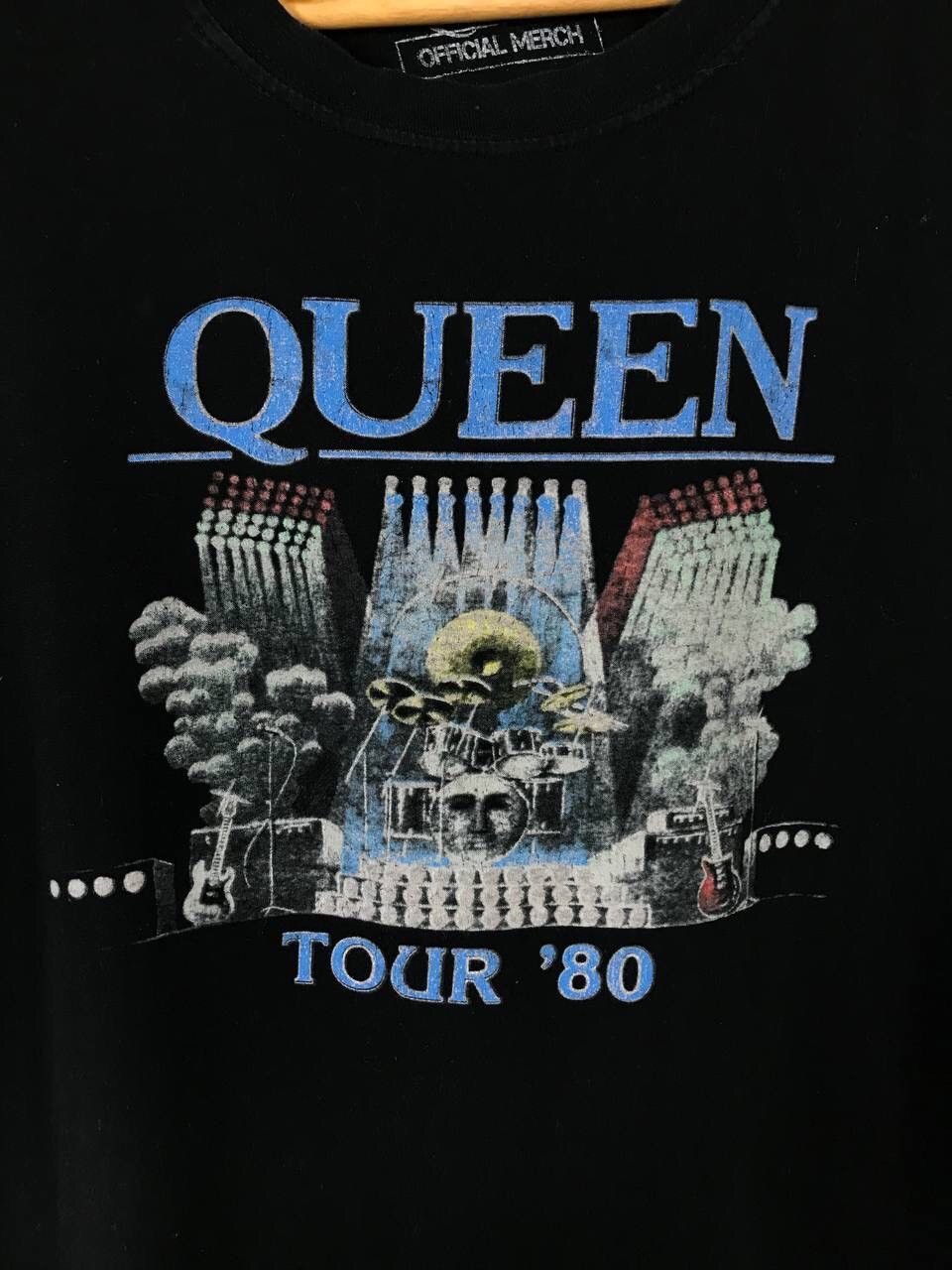 Band Tees × Vintage Queen Vintage Rock Band Tee Size US M / EU 48-50 / 2 - 3 Thumbnail