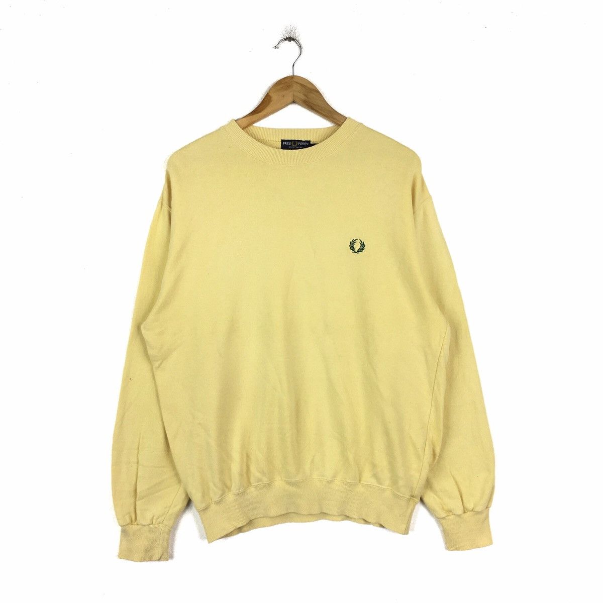 Vintage FRED PERRY Casual Sportswear Sweatshirts Jumper