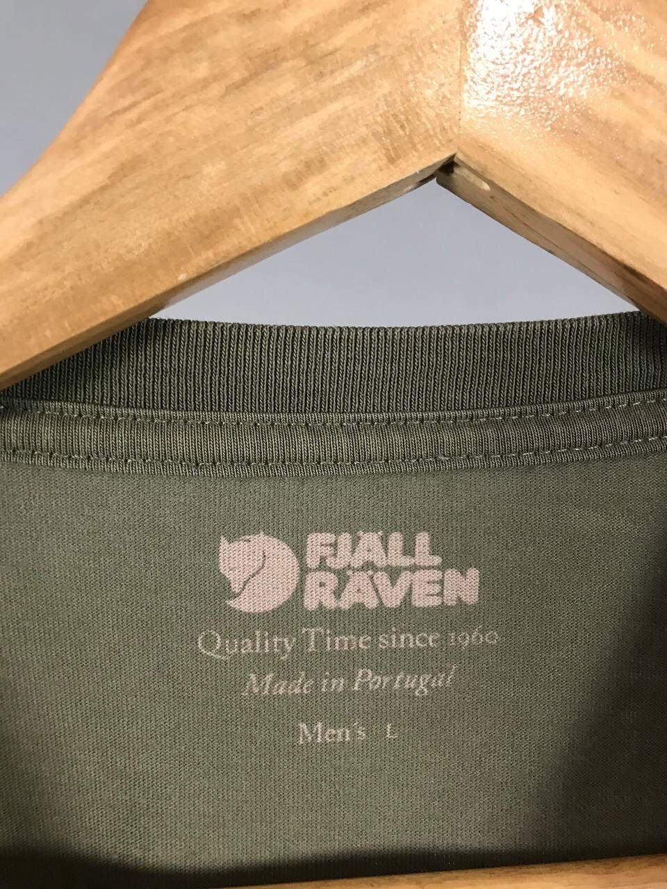 Fjallraven Fjallraven outdoor streetwear center logo tee Size US L / EU 52-54 / 3 - 7 Thumbnail