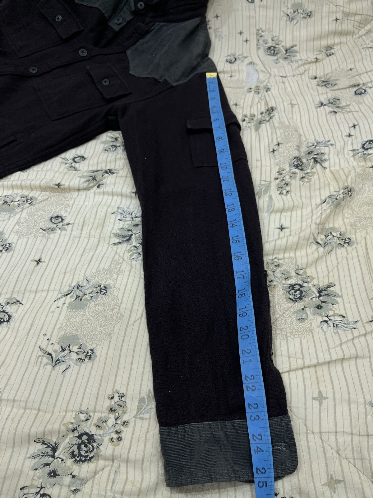 Undercover (Hhhh). UNDERCOVER X UNIQLO MULTI POCKET FLANEL Size US M / EU 48-50 / 2 - 12 Thumbnail