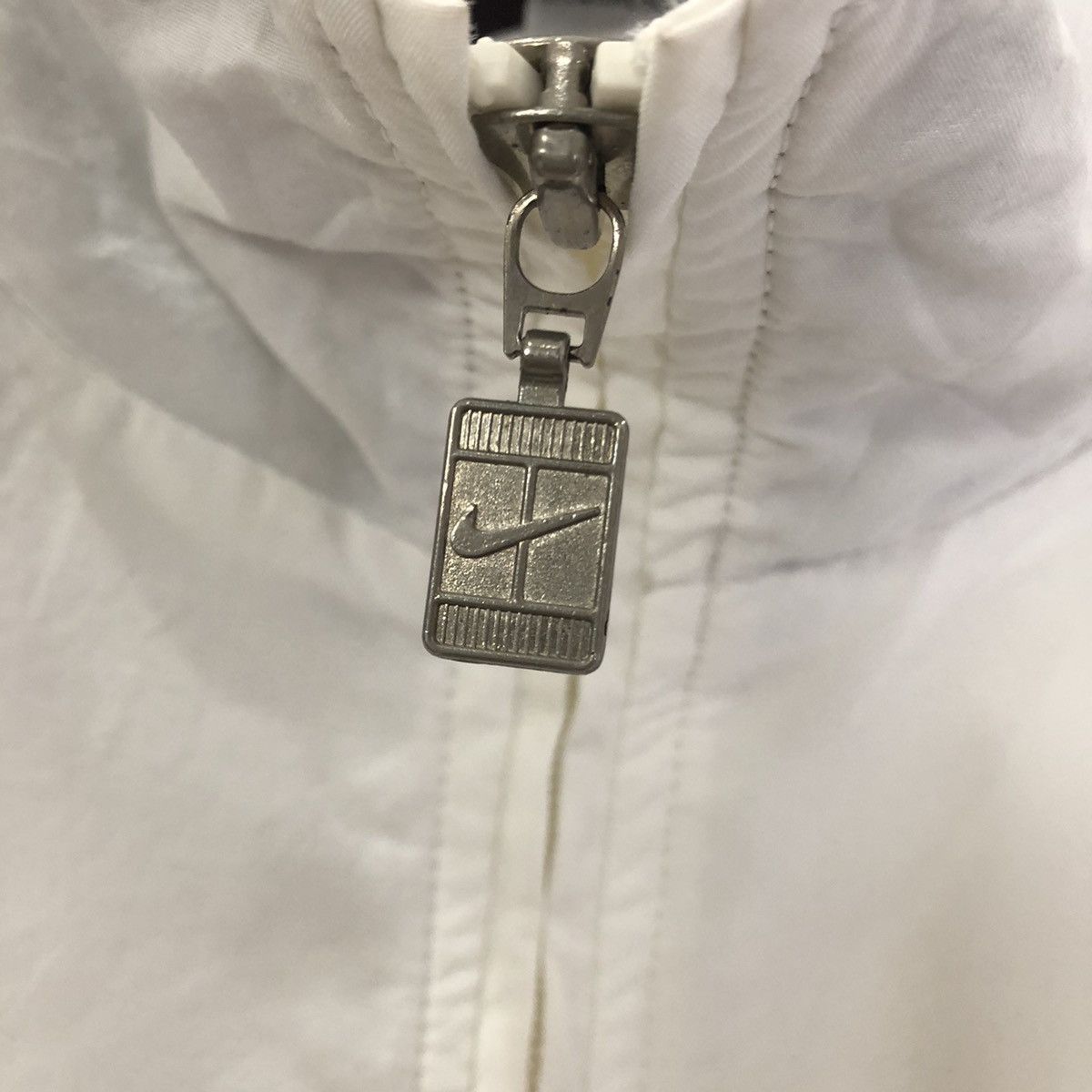 Vintage Vintage Nike Court Embroidery Small Logo Jacket Size US XXL / EU 58 / 5 - 11 Thumbnail