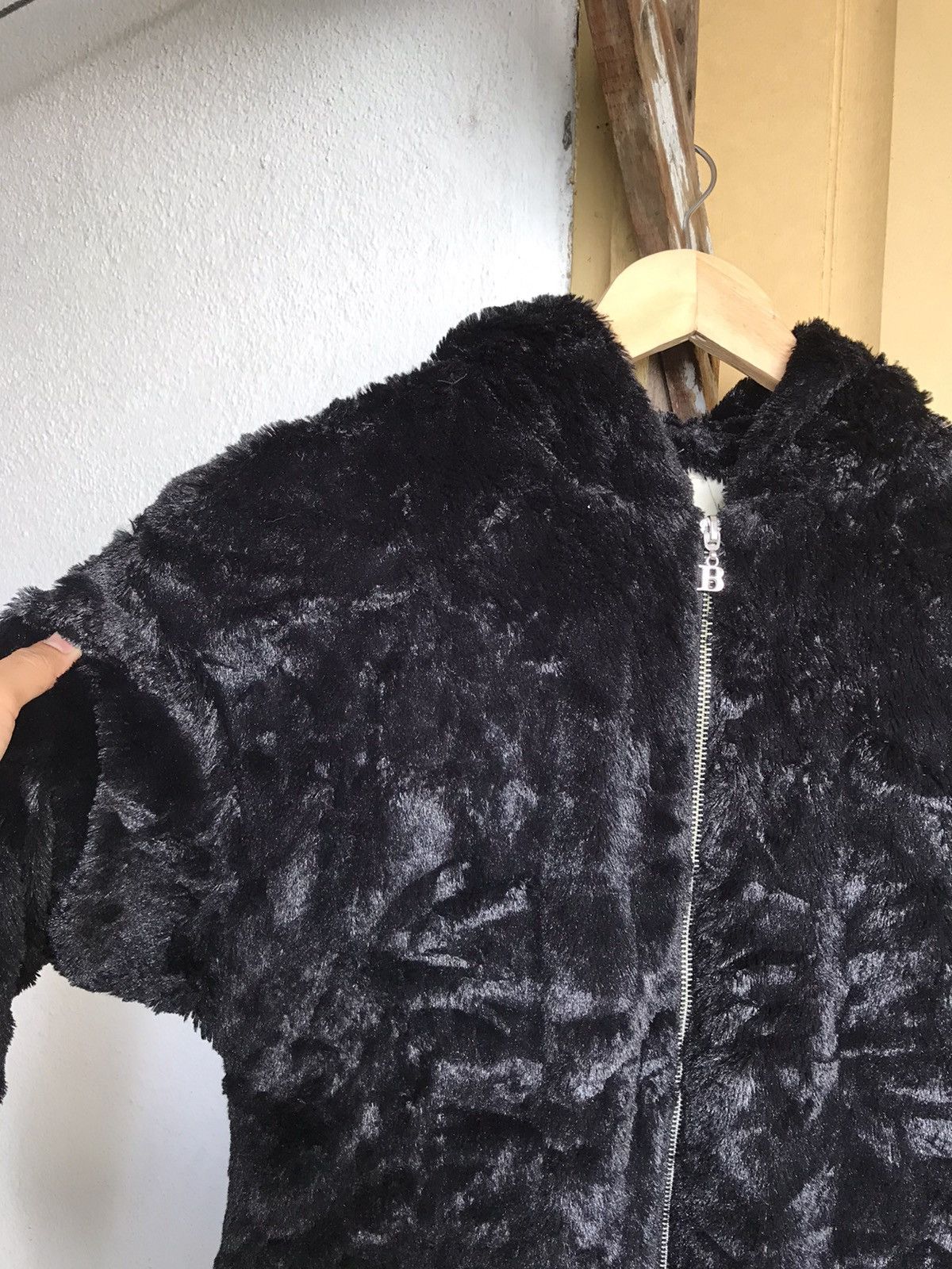 Japanese Brand Nice❗️Hyphen World Gallery Faux Fur Sweater Women Size M / US 6-8 / IT 42-44 - 4 Thumbnail
