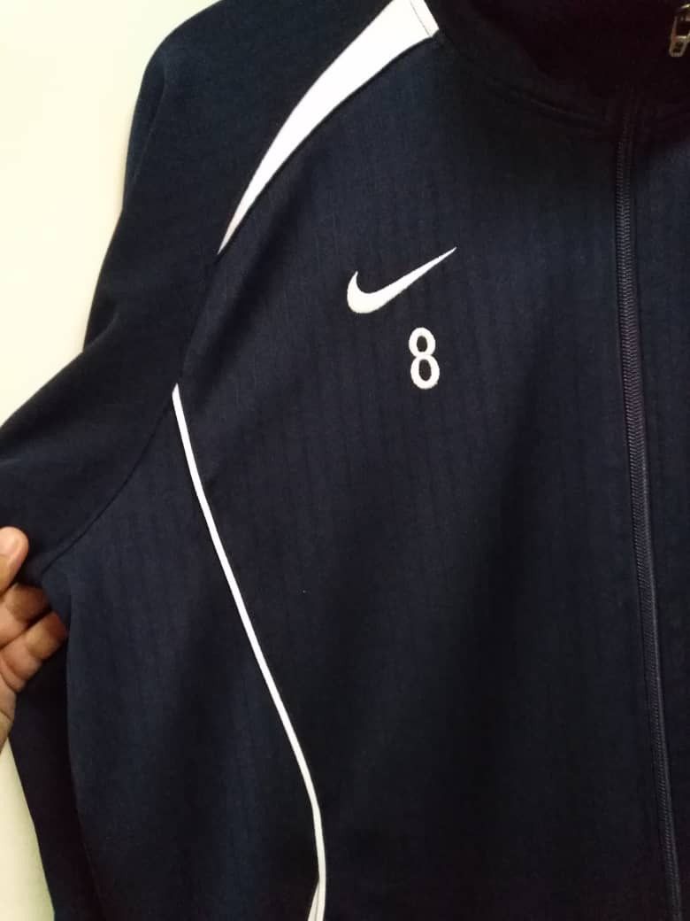 Nike Vintage Nike 90's Made In Japan Sweater Size US L / EU 52-54 / 3 - 4 Thumbnail