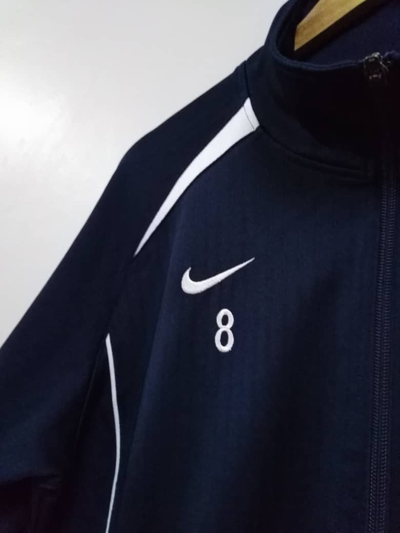 Nike Vintage Nike 90's Made In Japan Sweater Size US L / EU 52-54 / 3 - 7 Thumbnail
