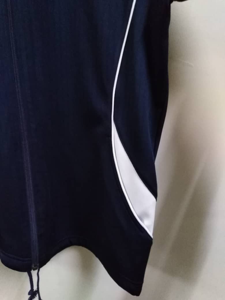 Nike Vintage Nike 90's Made In Japan Sweater Size US L / EU 52-54 / 3 - 10 Thumbnail