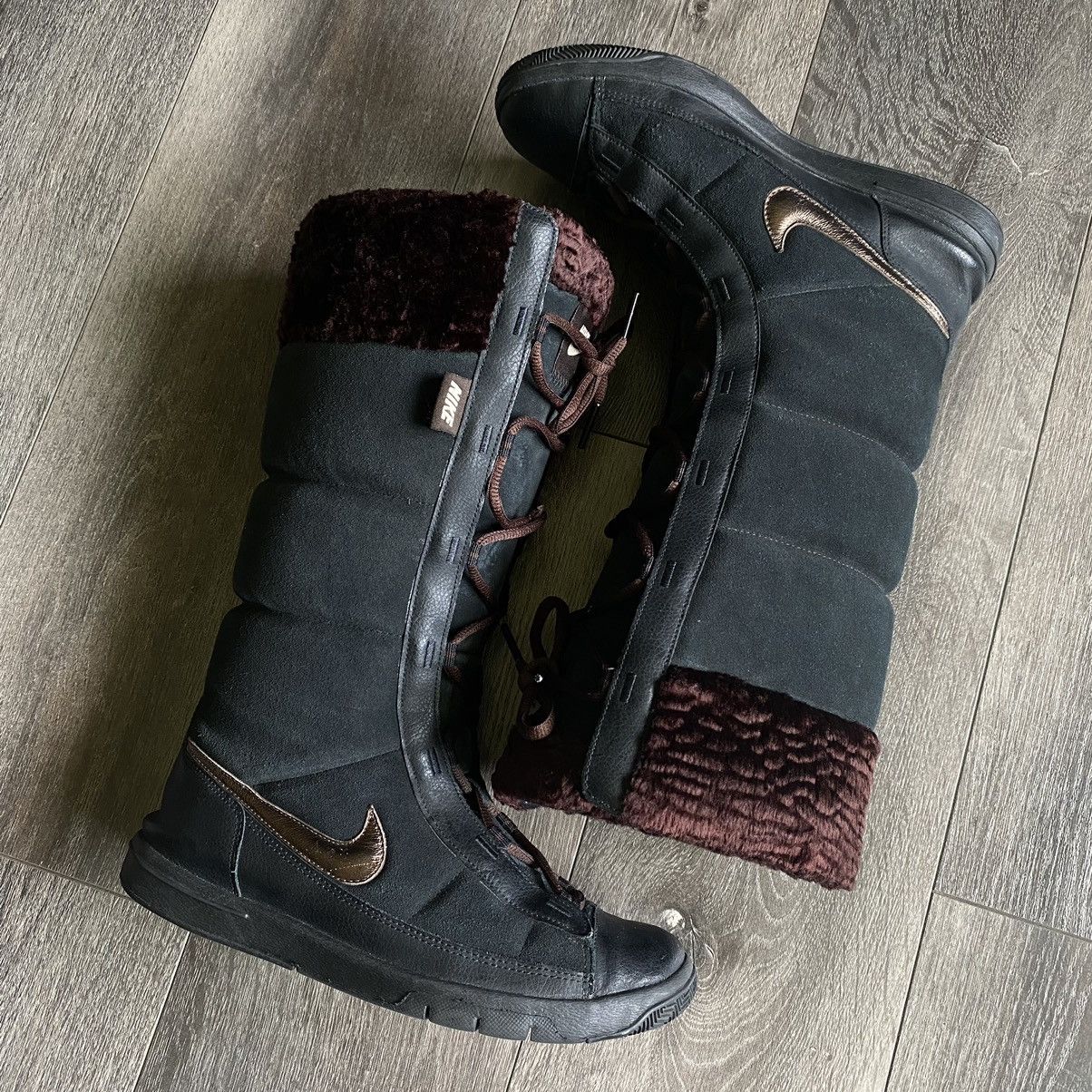 Nike Vintage Y2K 2000s Nike Winter High Lace Faux Fur Snow Boots Size US 7.5 / IT 37.5 - 1 Thumbnail