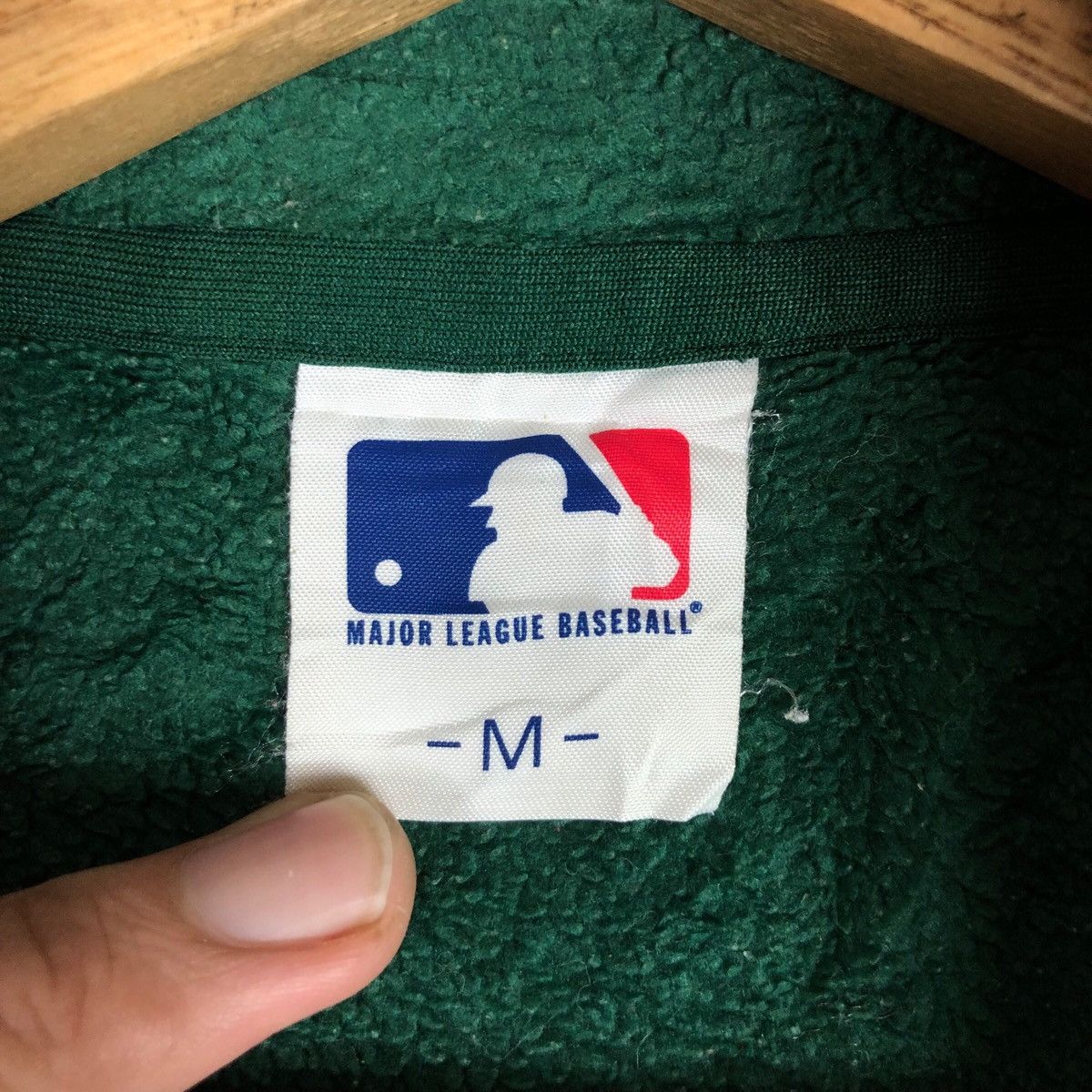 MLB Vintage MLB Oakland Athletics Embroidery Fleece Jacket Size US M / EU 48-50 / 2 - 10 Thumbnail