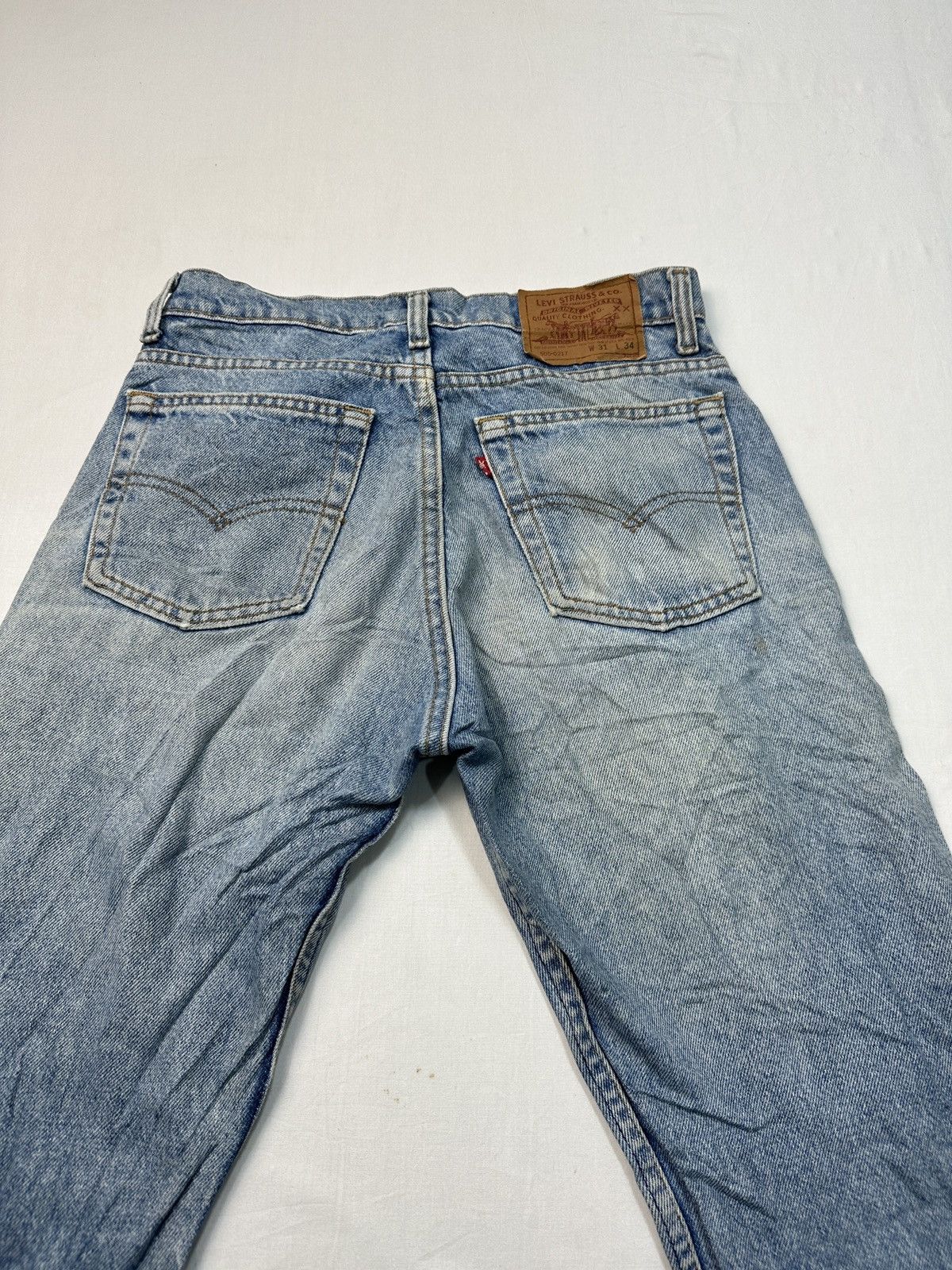 Levi's Vintage Clothing Vintage Levi’s 505 made in USA denim jeans Size US 29 - 16 Thumbnail