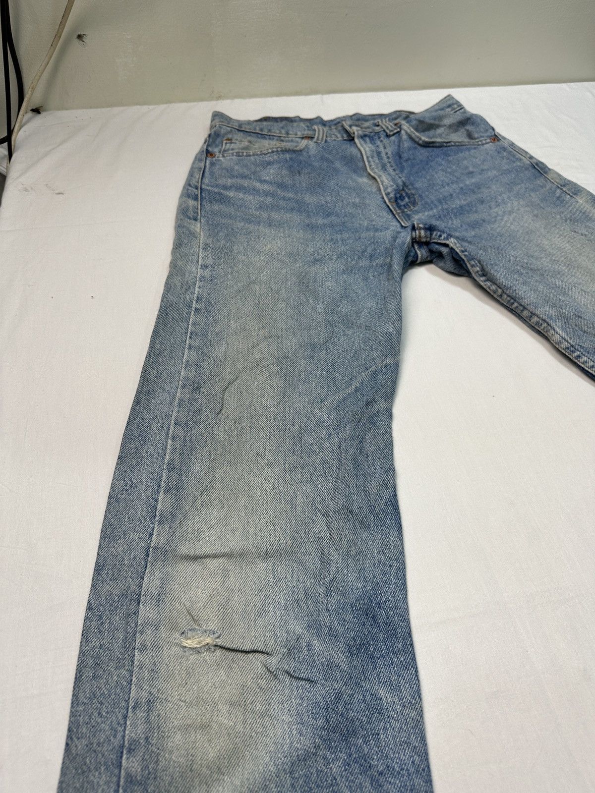 Levi's Vintage Clothing Vintage Levi’s 505 made in USA denim jeans Size US 29 - 7 Thumbnail
