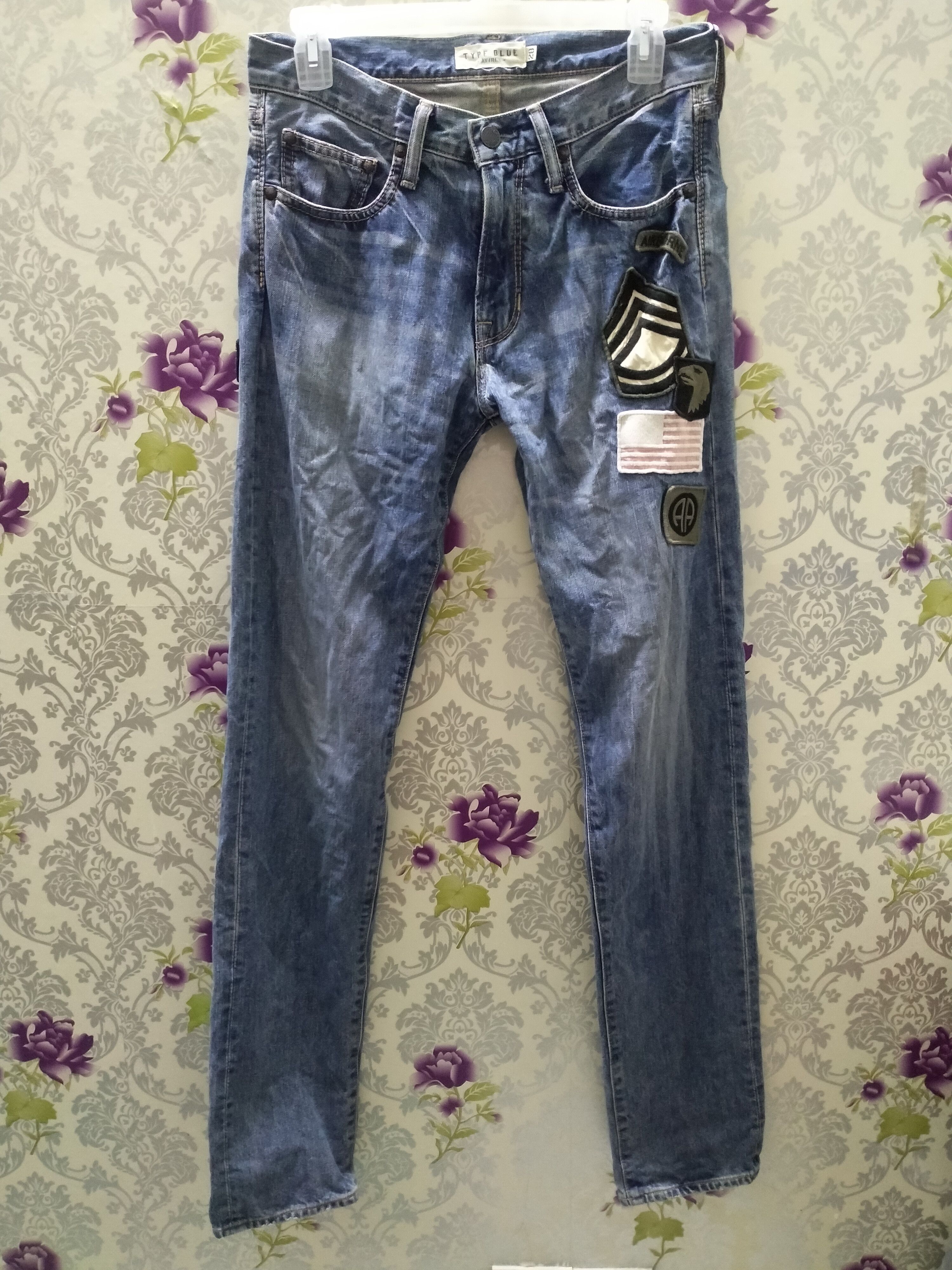 Avirex AVIREX TYPE BLUE JEANS WITH PATCHES Size US 30 / EU 46 - 2 Thumbnail