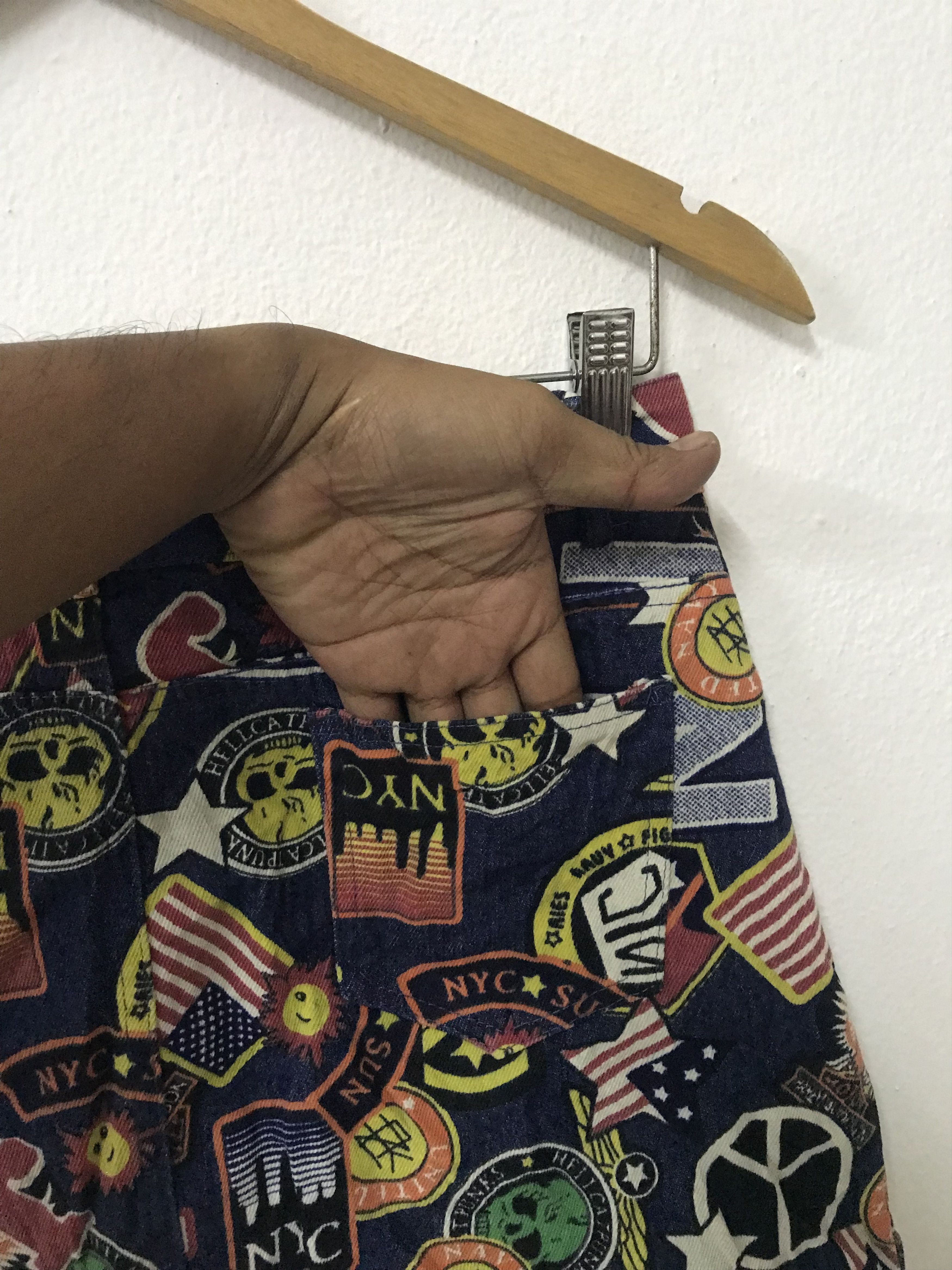 Japanese Brand rare fullprint multicolour punk skirt Size 28" / US 6 / IT 42 - 9 Thumbnail