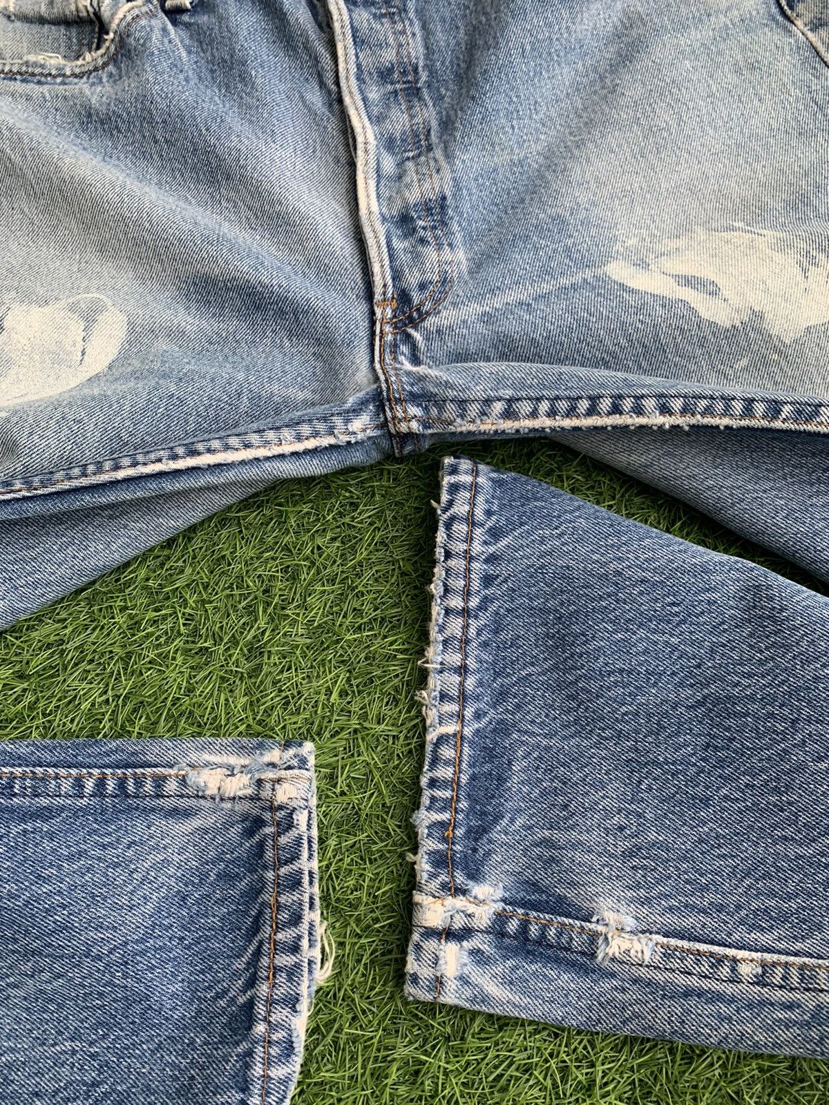 Levi's Vintage 90s Levis 501 Distressed Denim Painter Custom Size US 34 / EU 50 - 9 Thumbnail