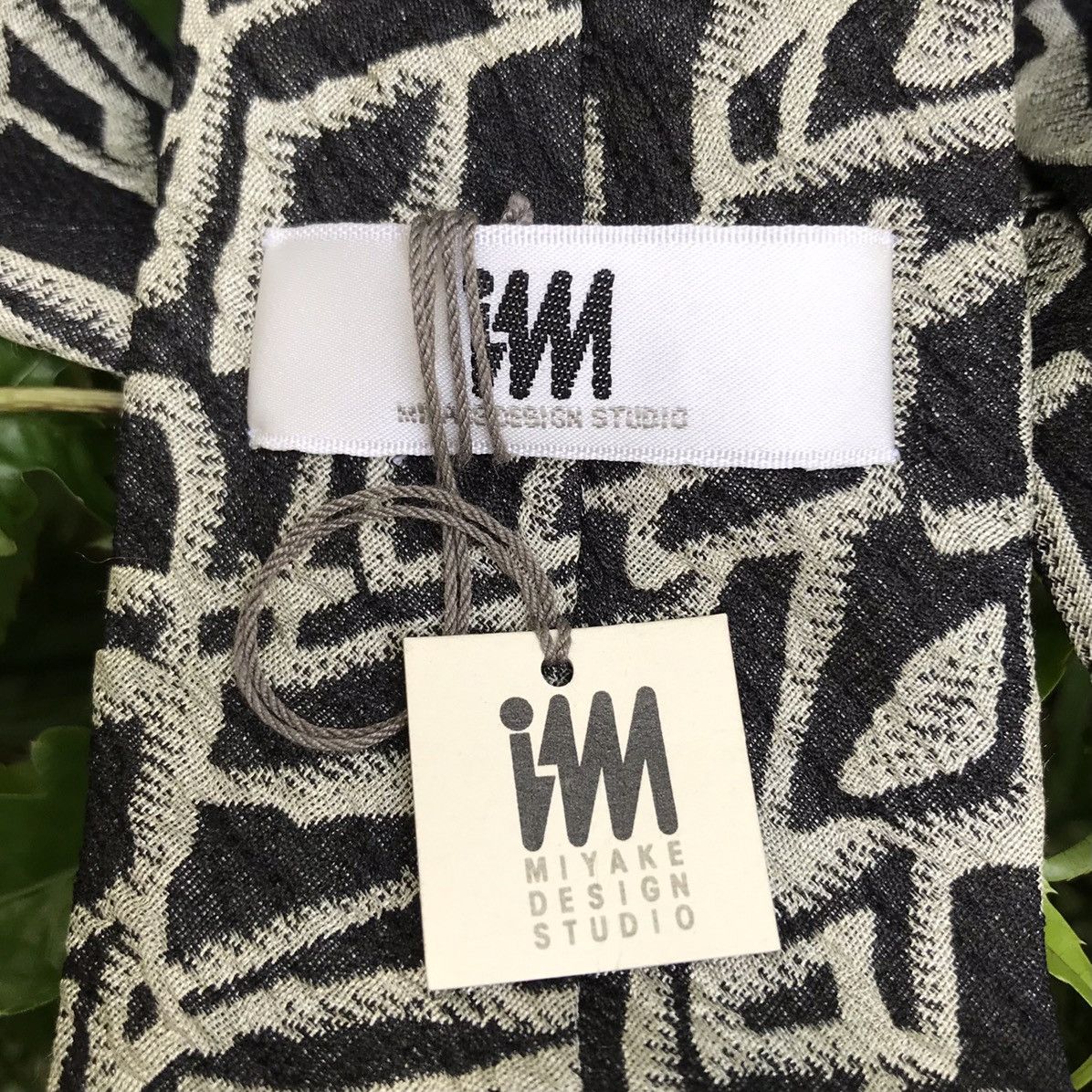 Issey Miyake Issey Miyake Design Studio Tie Issey Miyake Size ONE SIZE - 6 Thumbnail