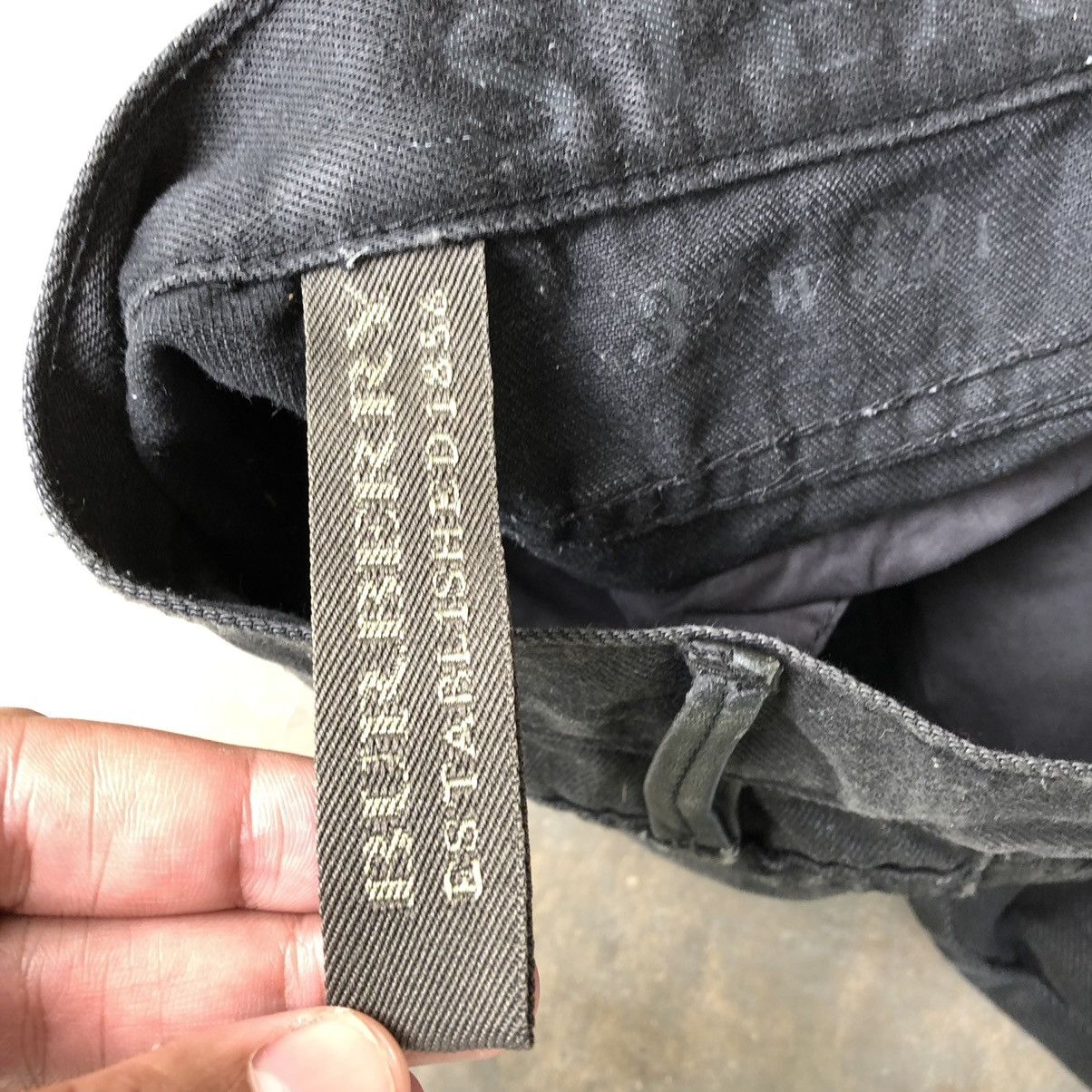 Burberry 🔥Rare🔥Burberry London Steadman Splash Black Denim Jeans Size US 34 / EU 50 - 12 Thumbnail