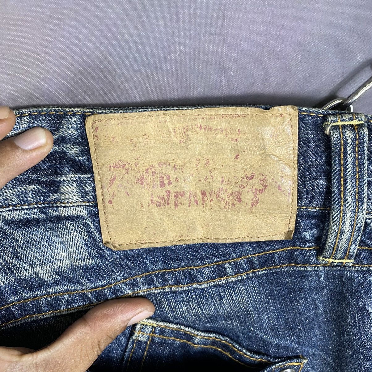 If Six Was Nine × Japanese Brand × Vintage Vintage Denim Honey Comb Spellout Bell Bottom Flare Jeans Size 31" - 9 Thumbnail