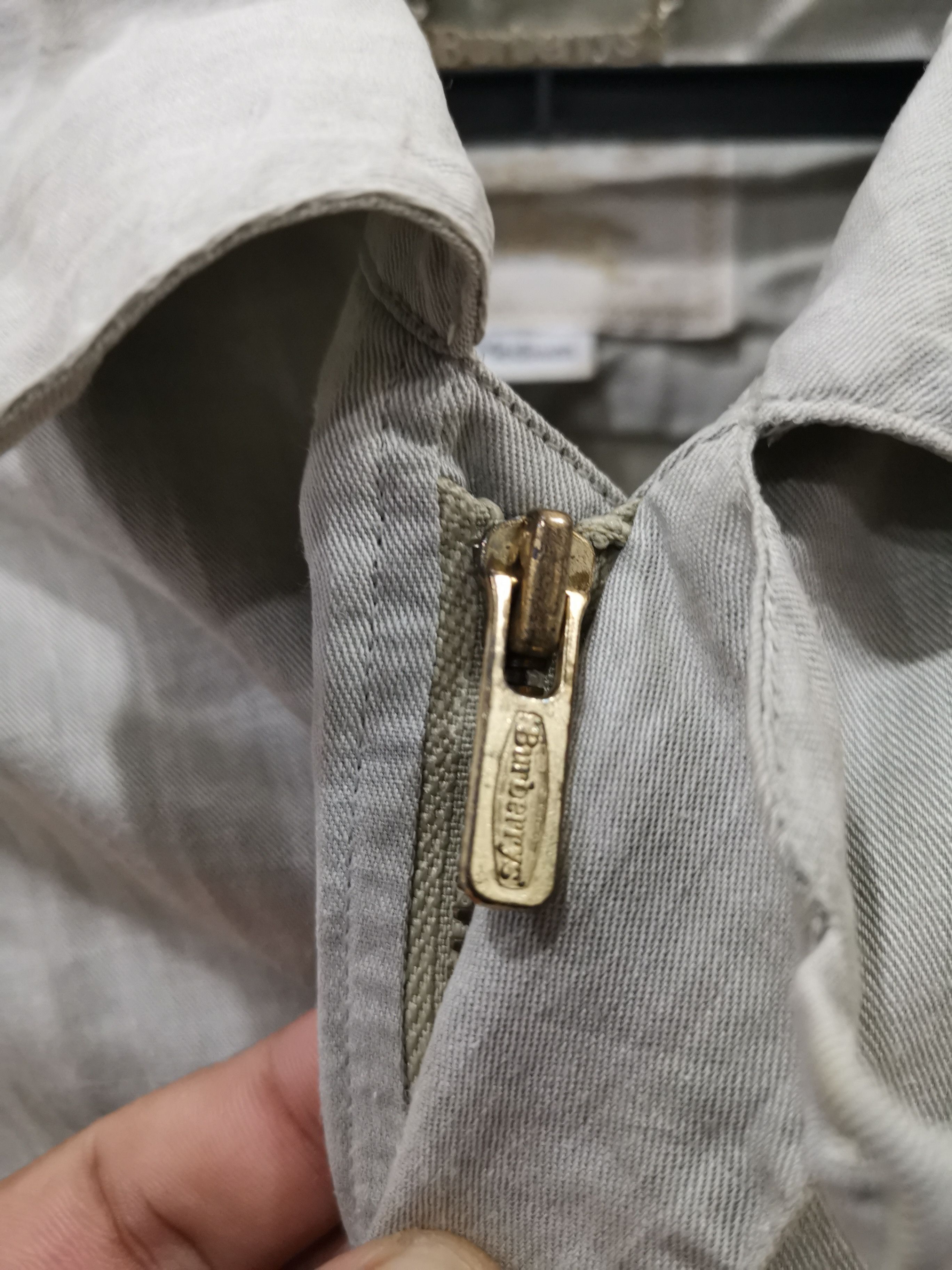 Burberry Burberry Light Zipper Jacket Size US M / EU 48-50 / 2 - 8 Thumbnail
