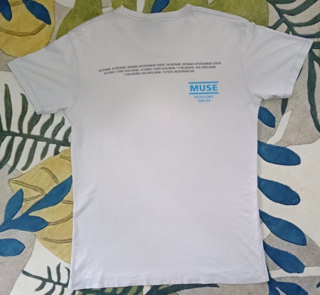 Band Tees × basketcase gallery MUSE The Resistance Tour 2010 T-shirt Size US M / EU 48-50 / 2 - 10 Thumbnail