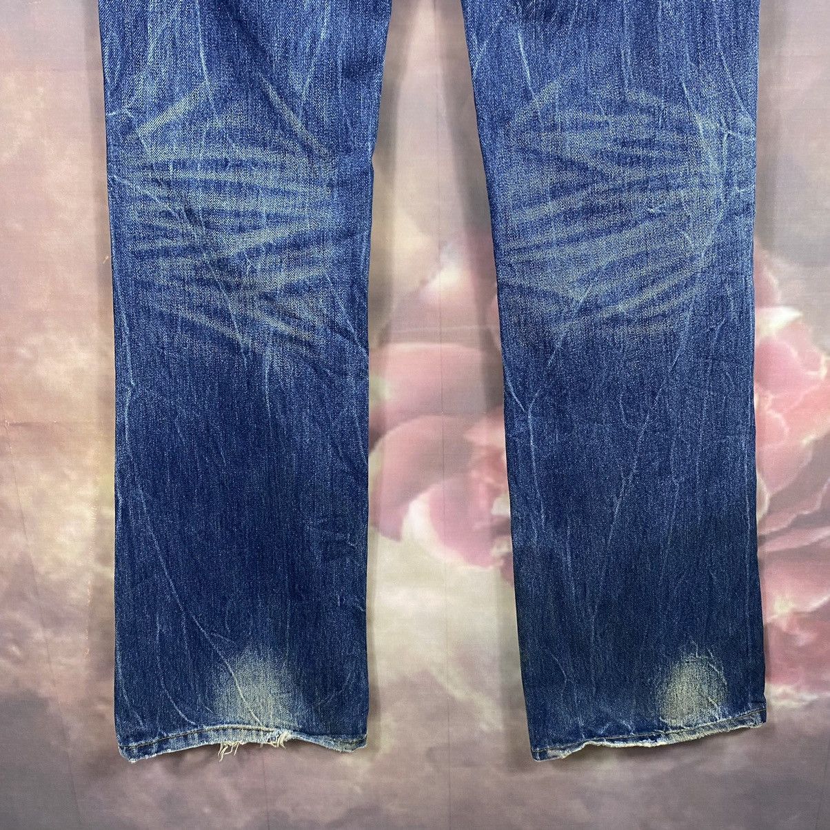 If Six Was Nine × Japanese Brand × Vintage Red Pepper Navite Embroidery Flare Denim Jeans Size 30" / US 8 / IT 44 - 9 Thumbnail