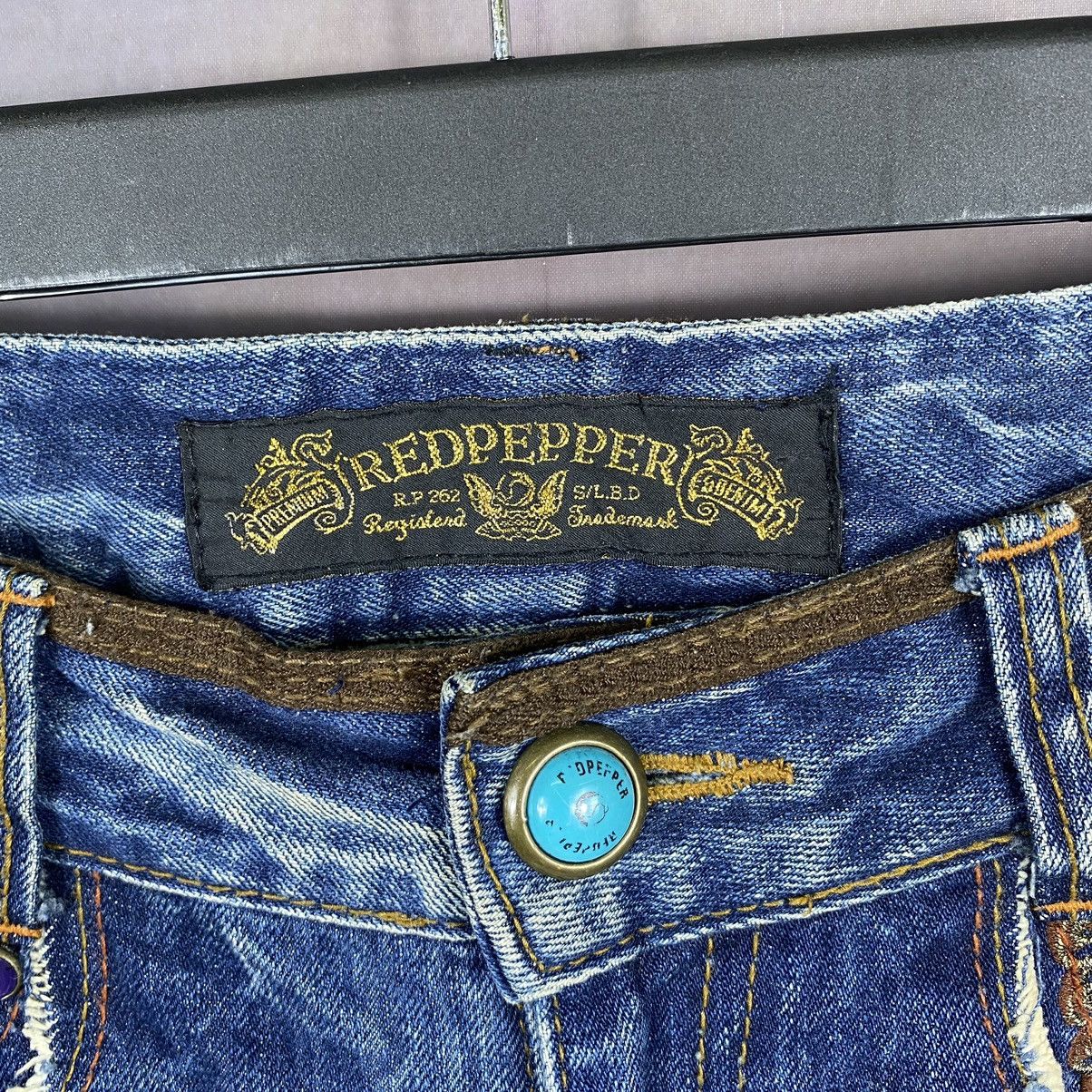 If Six Was Nine × Japanese Brand × Vintage Red Pepper Navite Embroidery Flare Denim Jeans Size 30" / US 8 / IT 44 - 5 Thumbnail