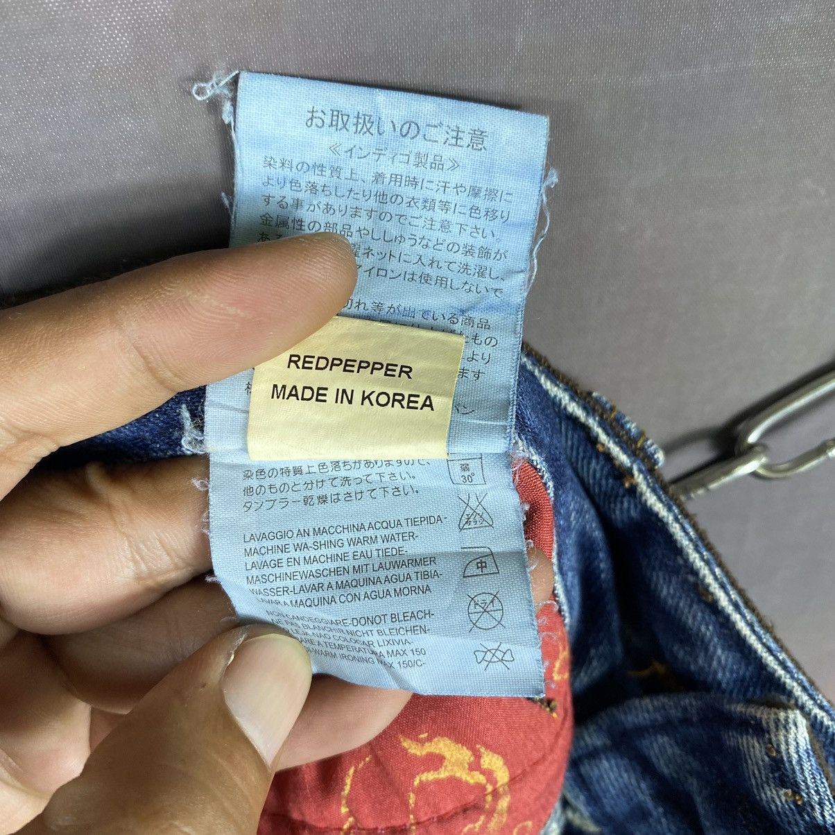 If Six Was Nine × Japanese Brand × Vintage Red Pepper Navite Embroidery Flare Denim Jeans Size 30" / US 8 / IT 44 - 13 Thumbnail