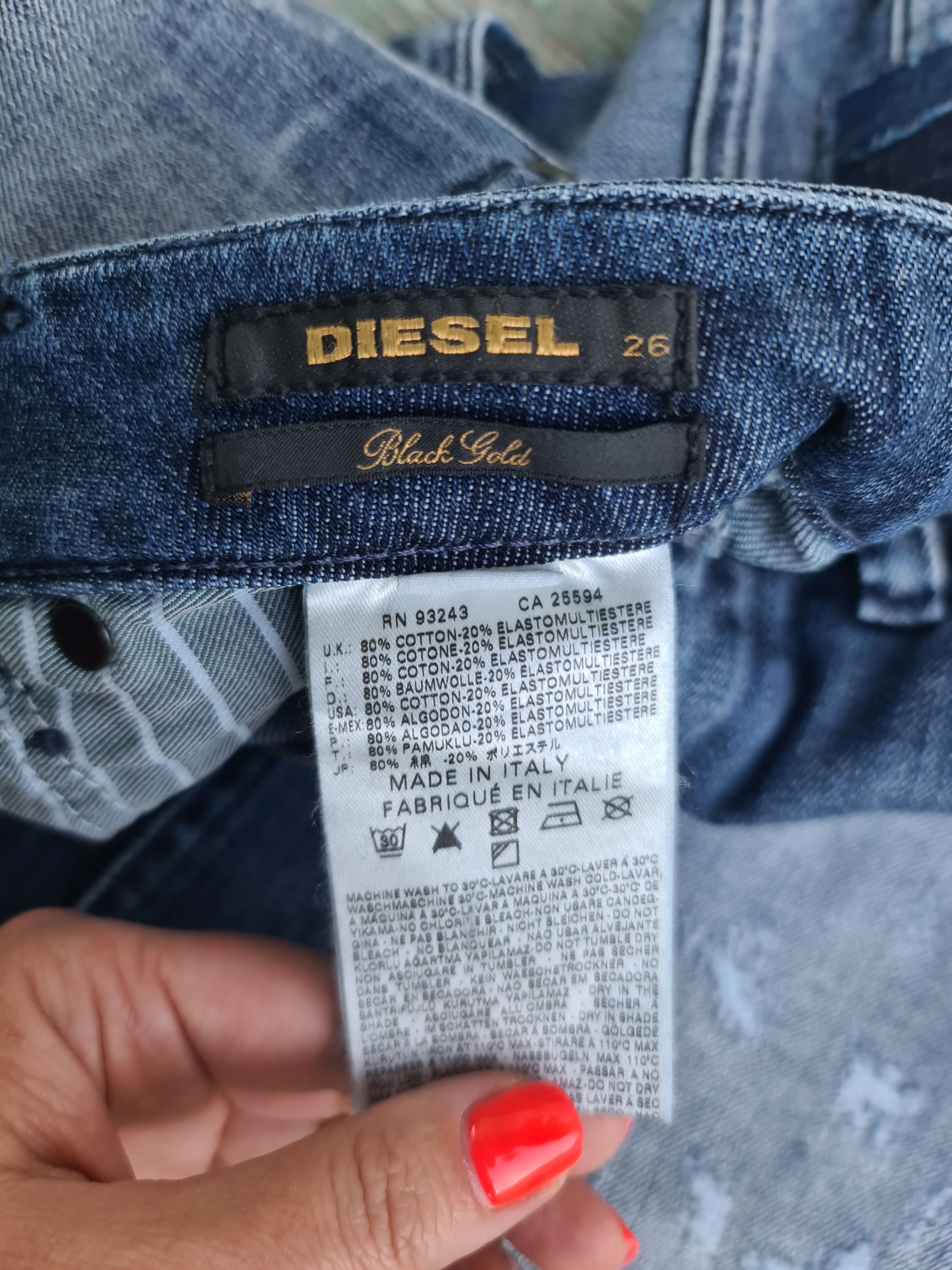Diesel Rare 🔥 Vintage Diesel jeans mini skirt nice design Size 26" / US 2 / IT 38 - 7 Thumbnail