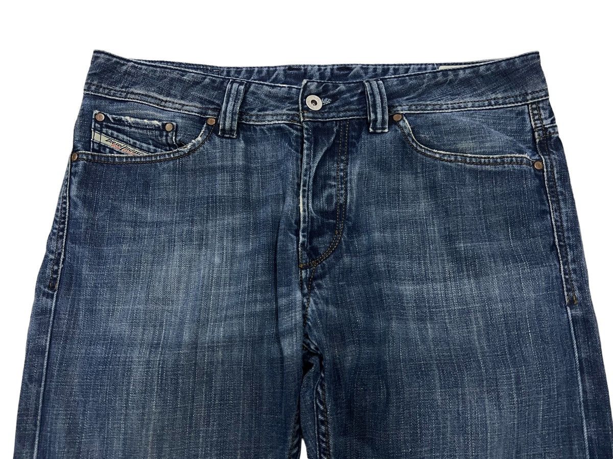 Diesel Vintage Diesel Italy Distressed Denim Jeans 36x33 Size US 36 / EU 52 - 6 Thumbnail