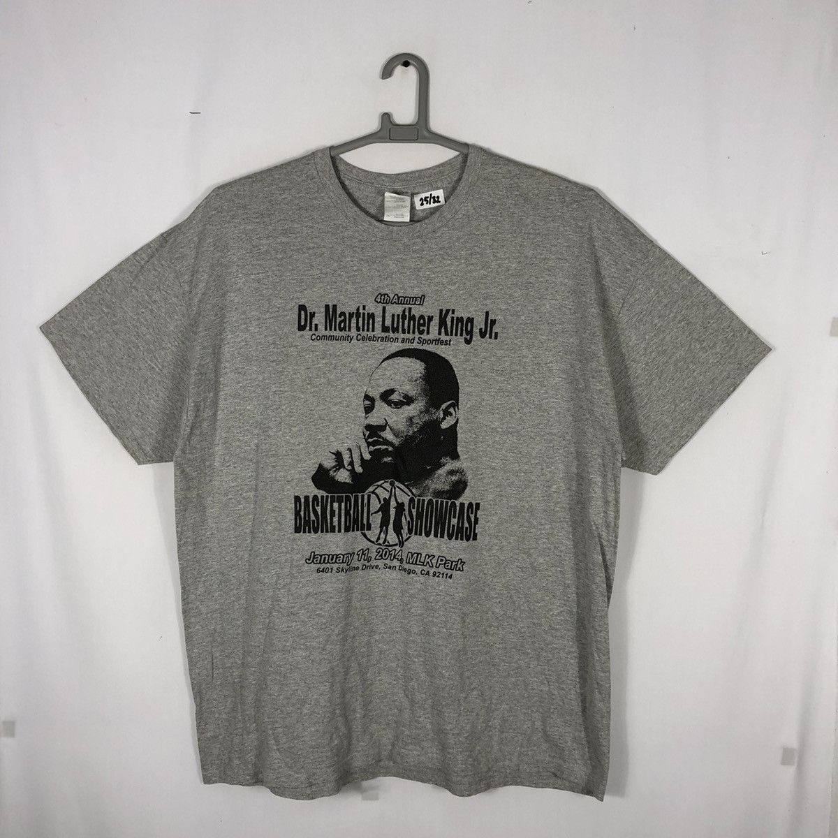 Vintage Dr Martin Luther King JR. 4Th Annual Big Image Tee Size US XXL / EU 58 / 5 - 1 Thumbnail