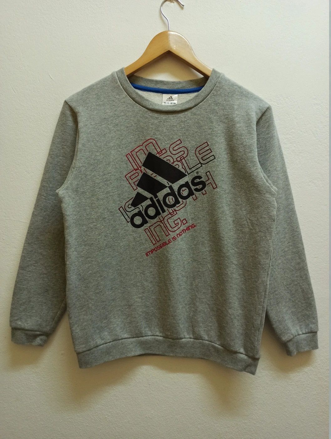 Adidas Vintage 00's Adidas Sweatshirts Big Logo Nice Design (c32) Size US S / EU 44-46 / 1 - 1 Thumbnail