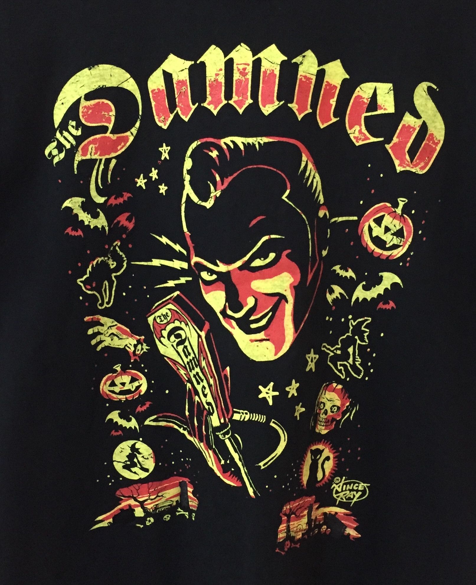Band Tees VINTAGE 00s THE DAMNED PUNK ROCK BAND TSHIRT Size US M / EU 48-50 / 2 - 3 Thumbnail
