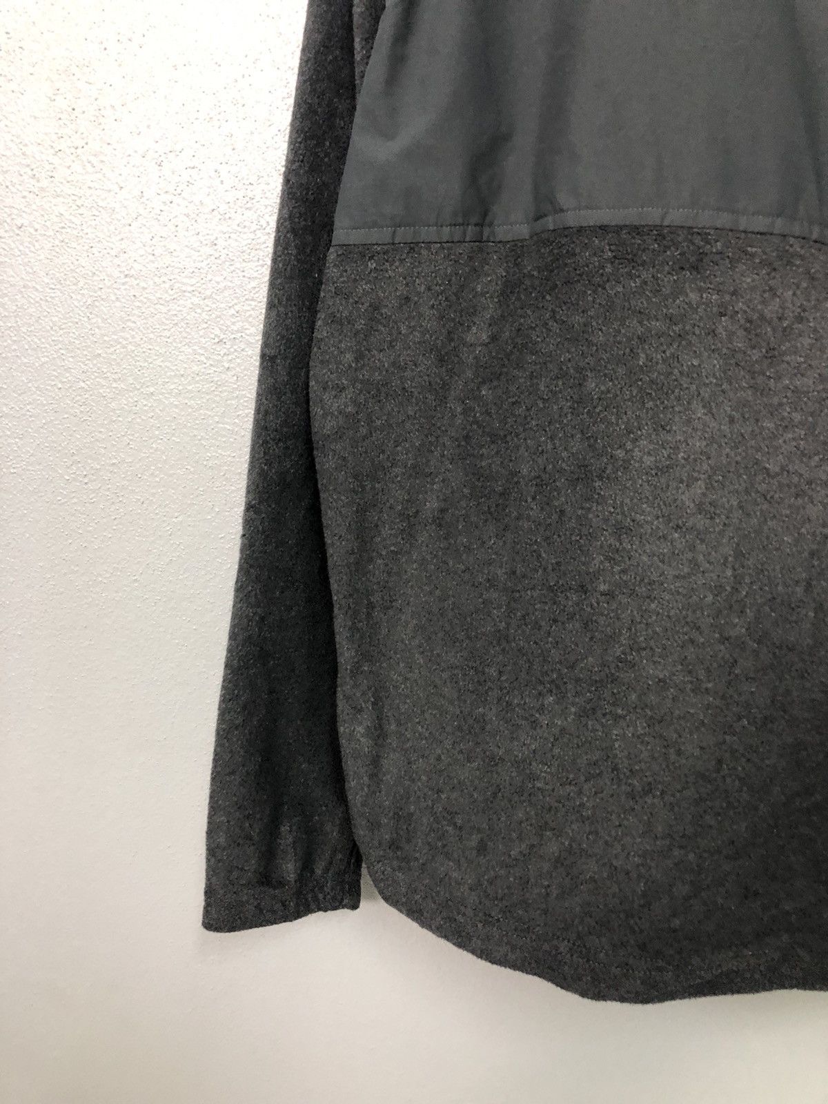 Columbia Vintage Columbia Sportswear Company Zipper Up Fleece Jacket Size US L / EU 52-54 / 3 - 7 Thumbnail