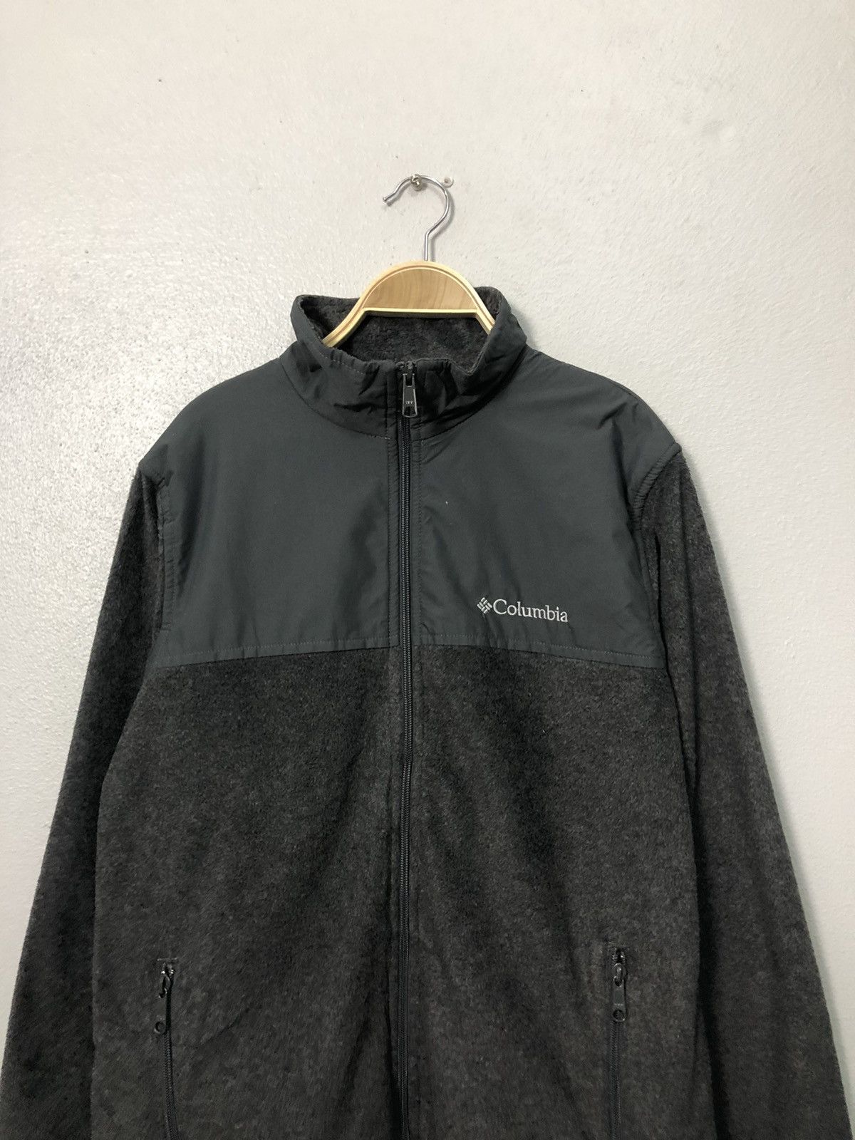 Columbia Vintage Columbia Sportswear Company Zipper Up Fleece Jacket Size US L / EU 52-54 / 3 - 4 Thumbnail