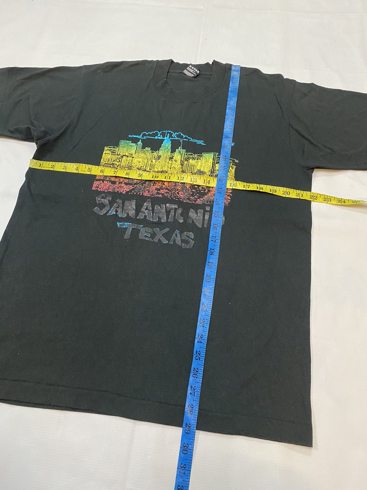 Vintage Vintage Sanantonio Texas Tee Size US L / EU 52-54 / 3 - 7 Thumbnail
