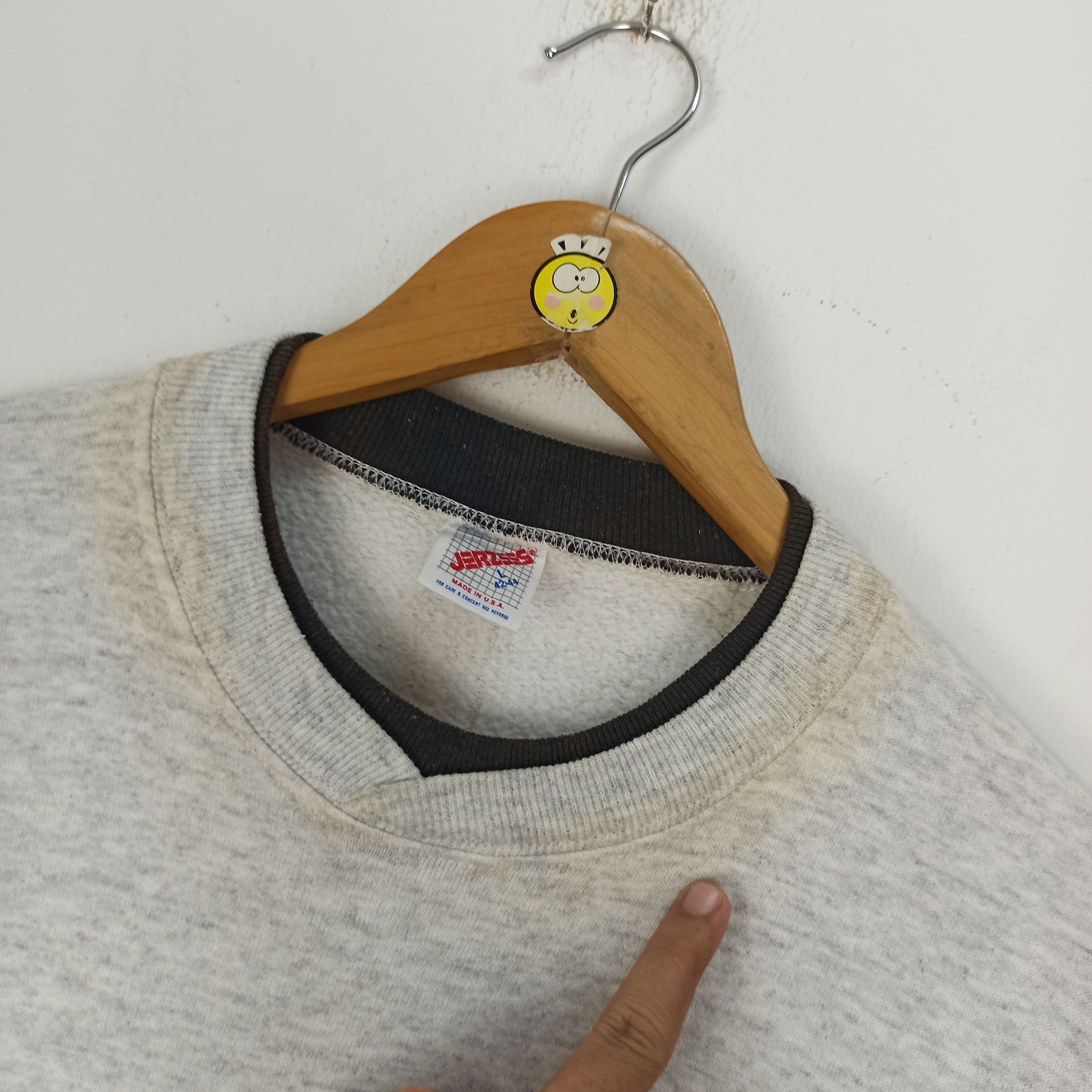 Jerzees Vintage 80s Montona Sweatshirt by Jerzees Size US L / EU 52-54 / 3 - 6 Thumbnail
