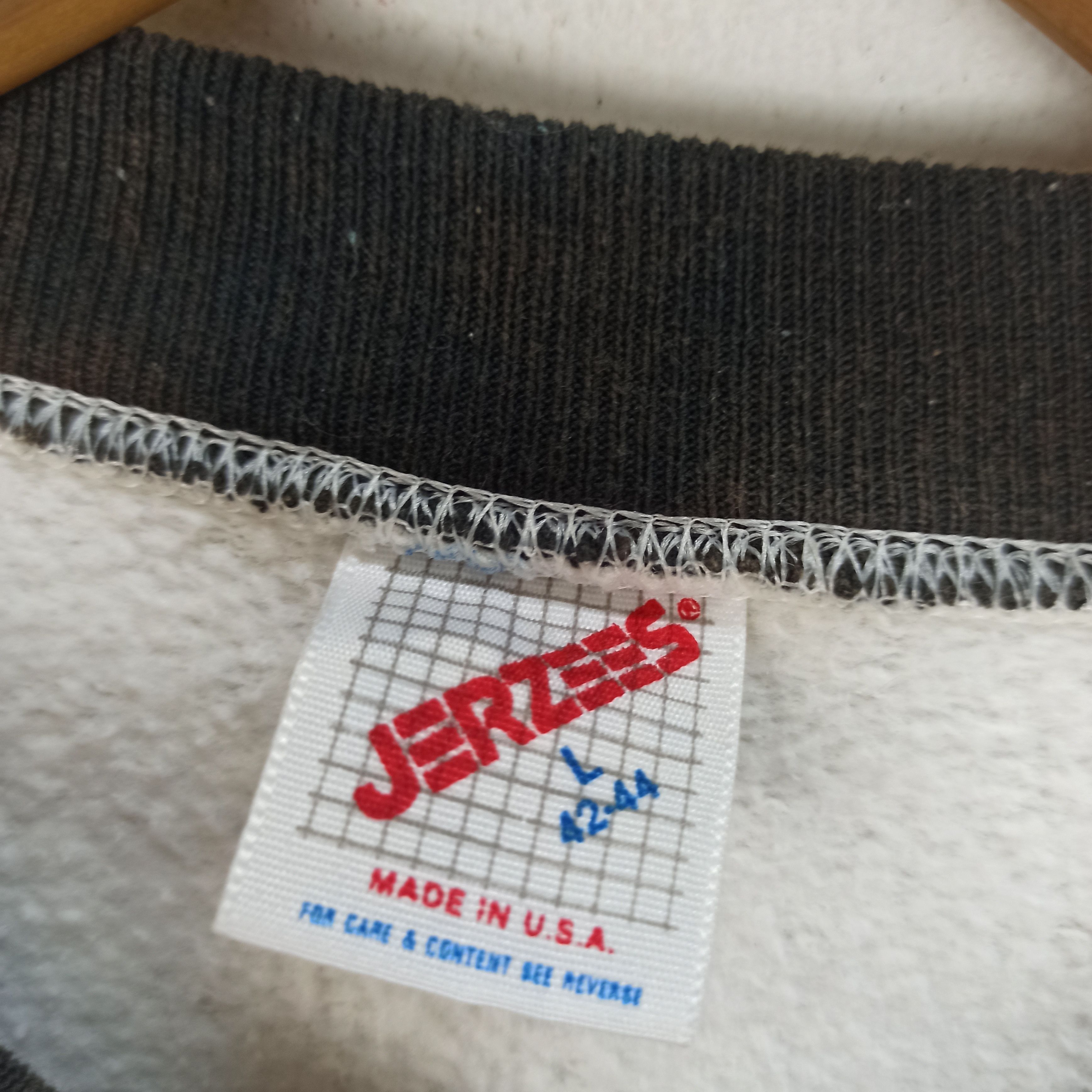 Jerzees Vintage 80s Montona Sweatshirt by Jerzees Size US L / EU 52-54 / 3 - 10 Thumbnail