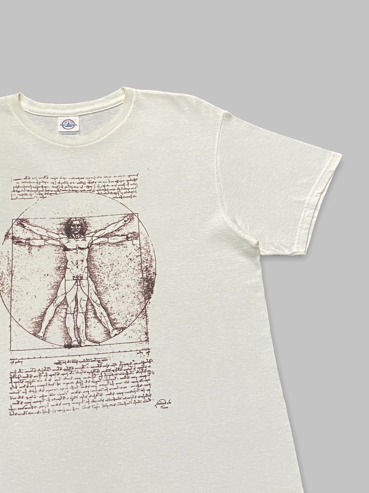 Vintage Vintage Leonardo Da Vinci Vitruvian Man Tshirt Size US M / EU 48-50 / 2 - 4 Thumbnail