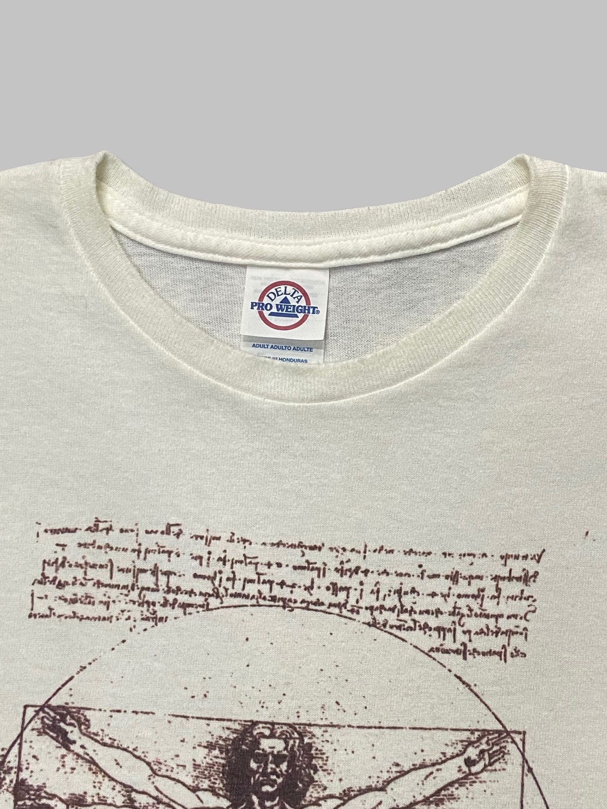 Vintage Vintage Leonardo Da Vinci Vitruvian Man Tshirt Size US M / EU 48-50 / 2 - 8 Thumbnail