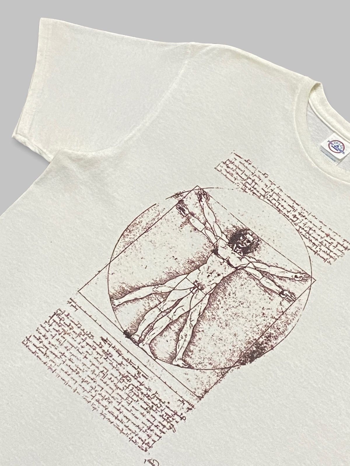 Vintage Vintage Leonardo Da Vinci Vitruvian Man Tshirt Size US M / EU 48-50 / 2 - 5 Thumbnail