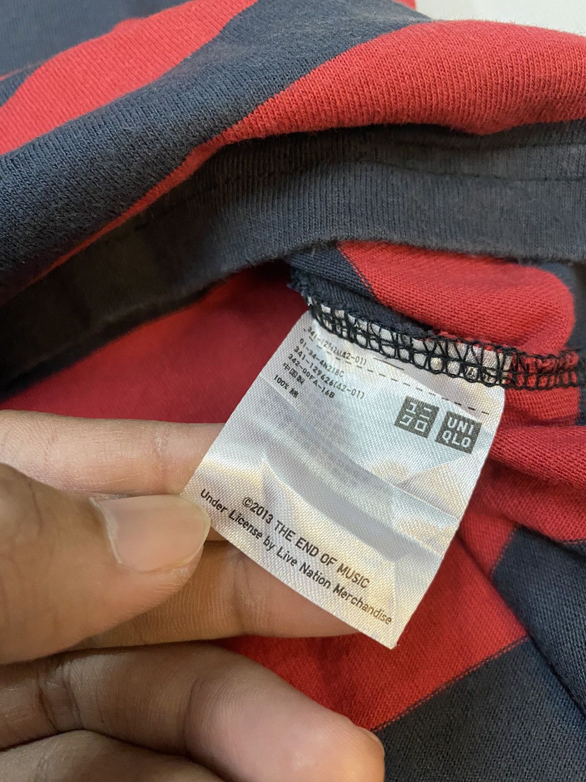 Uniqlo Kurt Cobain Stripe Tee Size US XL / EU 56 / 4 - 4 Thumbnail
