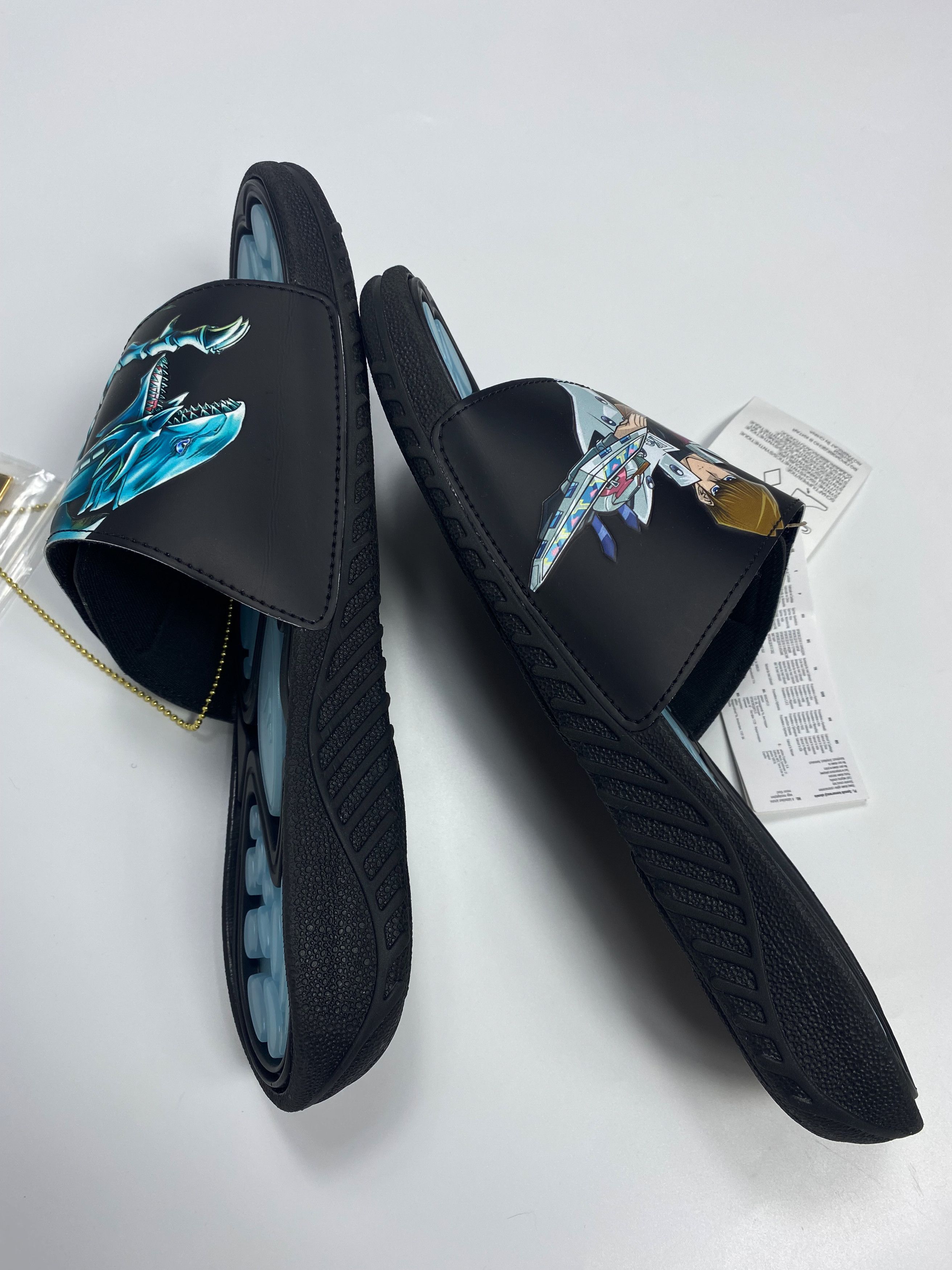 Adidas NWT Adidas Reptossage Yu-Gi-Oh Blue Eyes White Dragon Slides Size US 8.5 / EU 41-42 - 3 Thumbnail