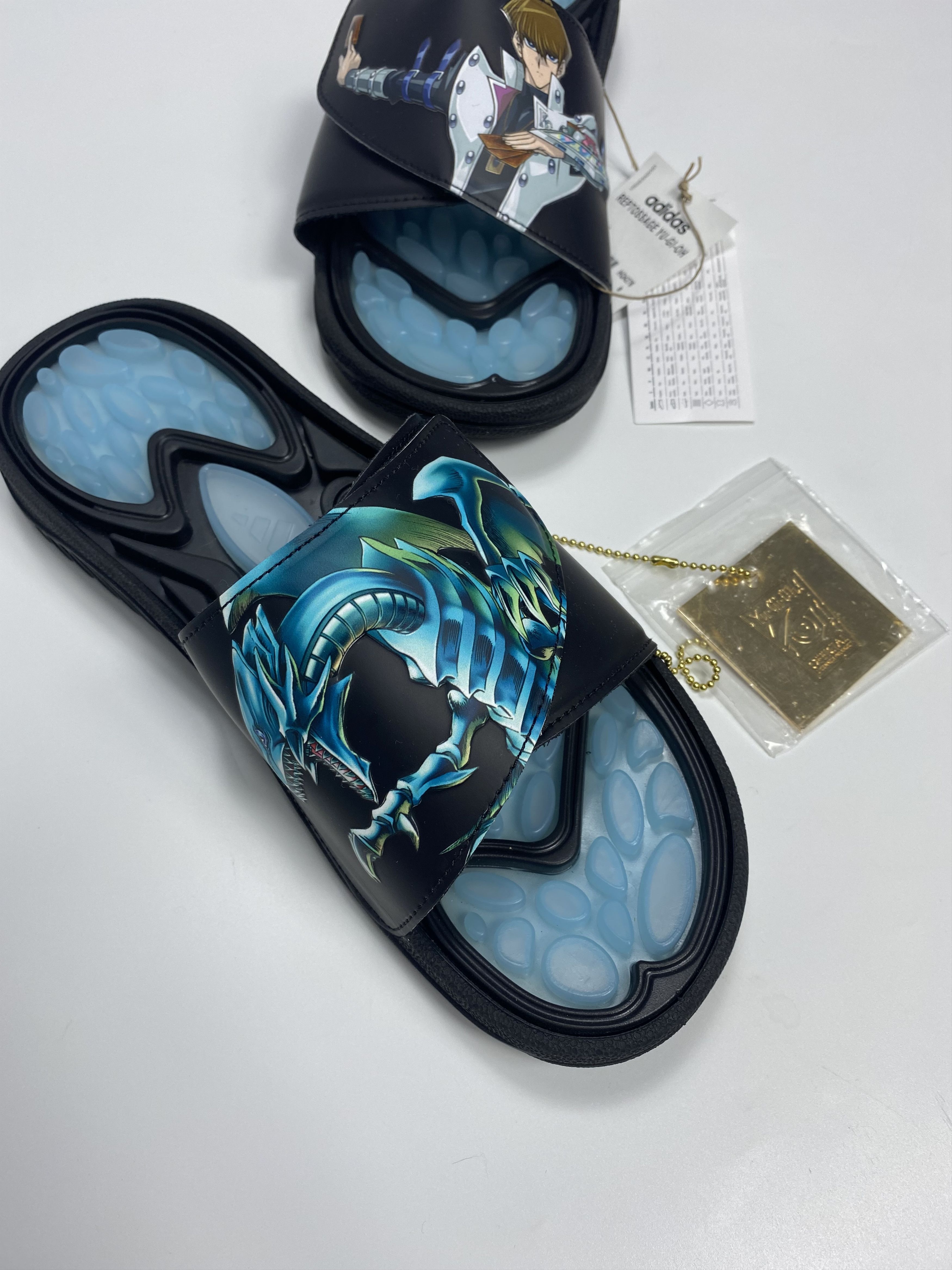 Adidas NWT Adidas Reptossage Yu-Gi-Oh Blue Eyes White Dragon Slides Size US 8.5 / EU 41-42 - 6 Thumbnail
