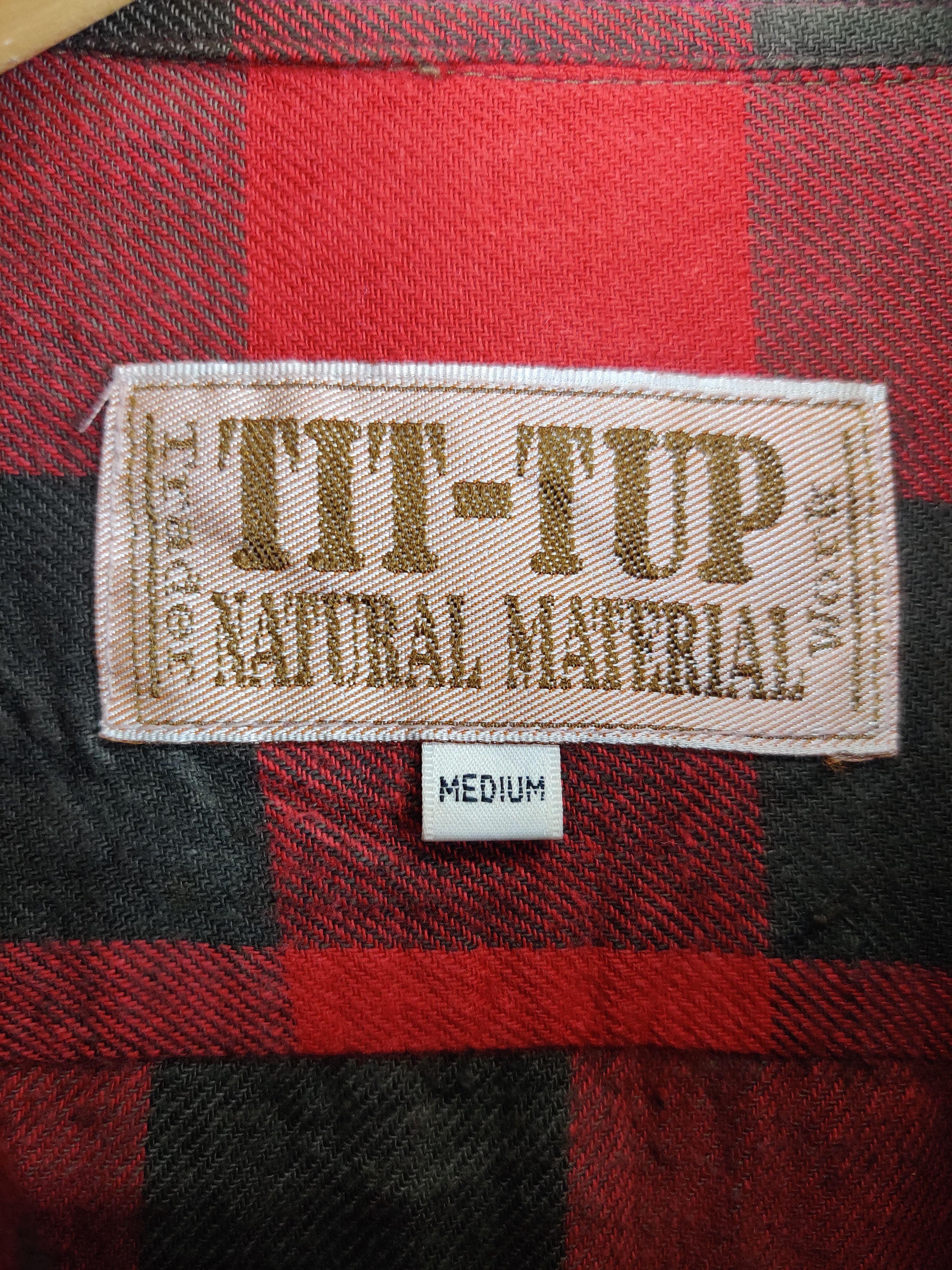 Japanese Brand Vintage Japanese Brand Checkered Shirt Button Up By Tit-Tup Size US M / EU 48-50 / 2 - 8 Thumbnail