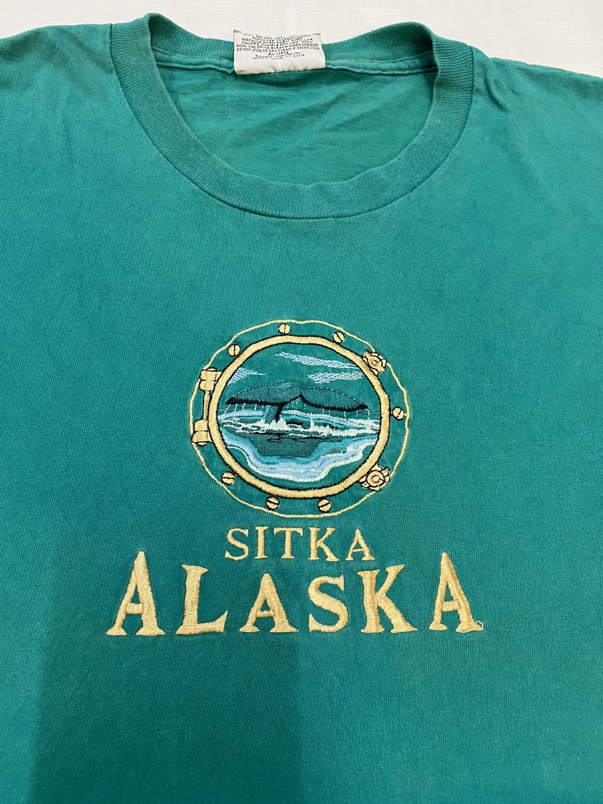 Vintage Vintage Alaska Tee Size US XL / EU 56 / 4 - 2 Thumbnail