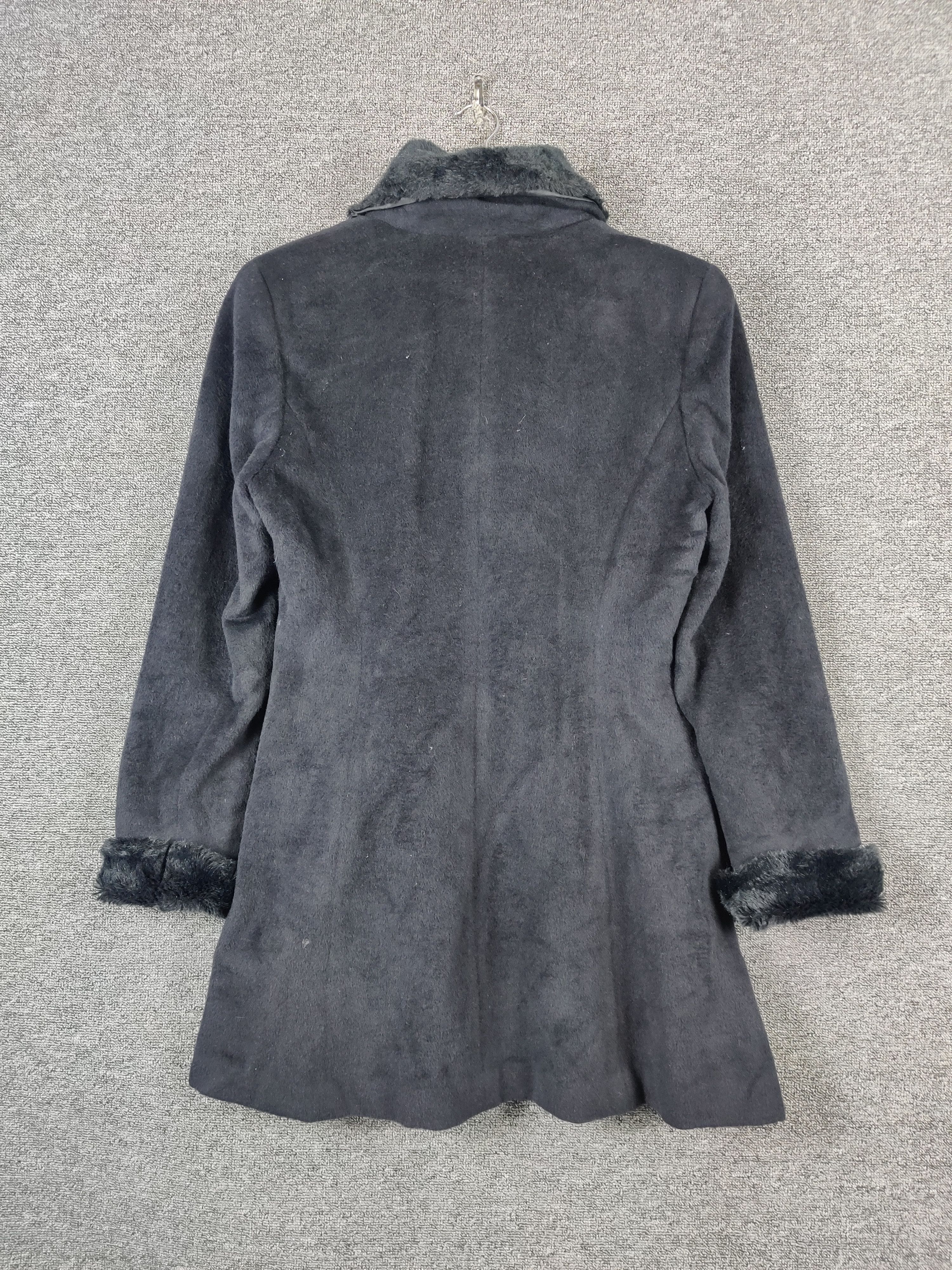 Japanese Brand Vintage Christine Double Breasted Fur Coat Size US M / EU 48-50 / 2 - 5 Thumbnail